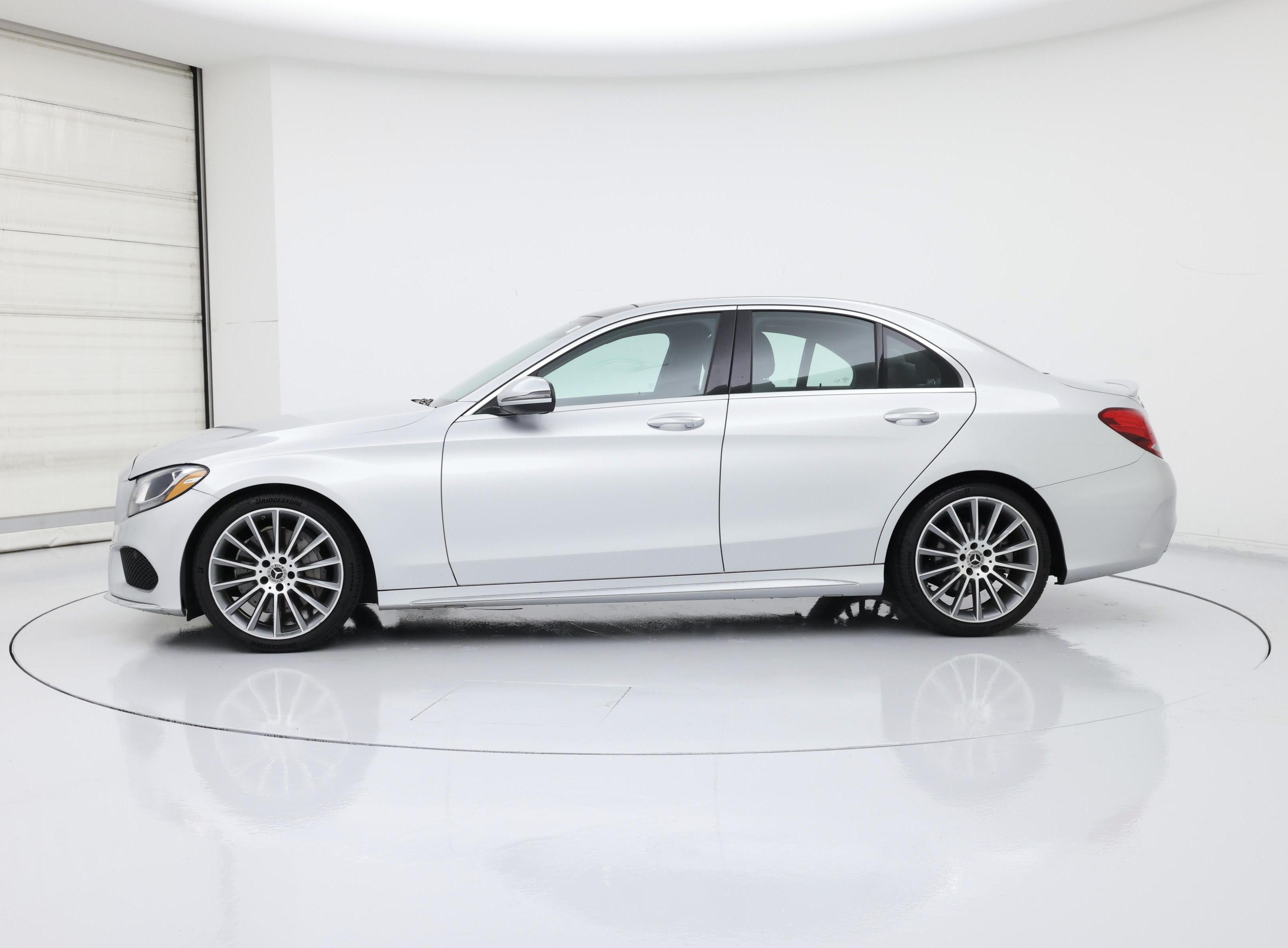 Thumbnail: 2017 Mercedes-Benz C-Class - 3