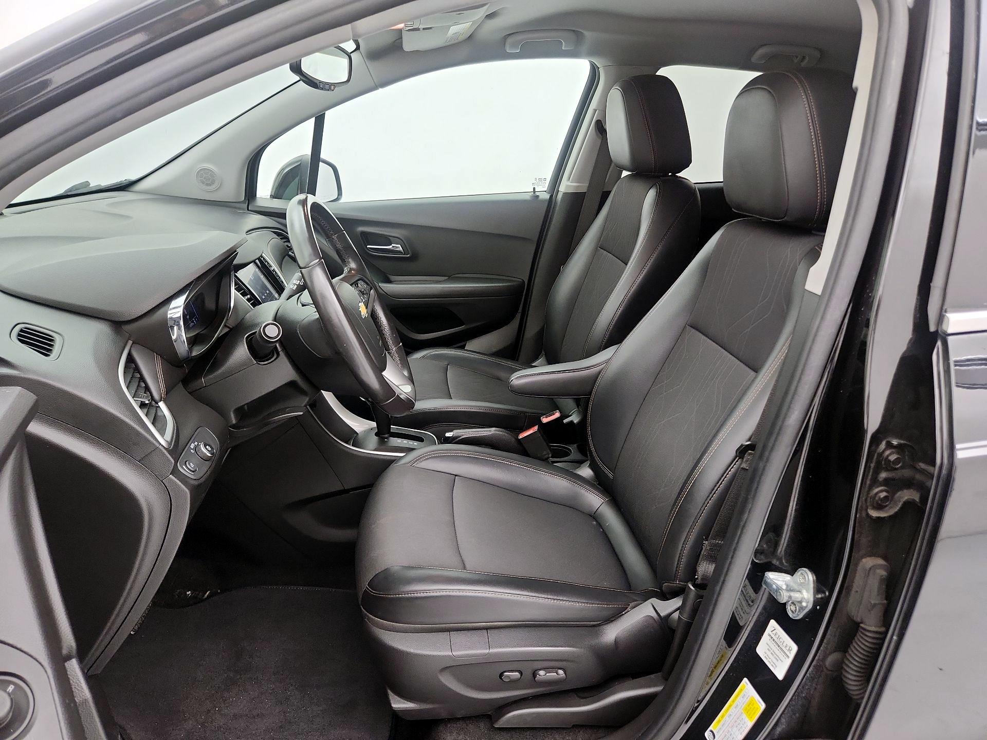 Thumbnail: 2020 Chevrolet Trax - 11