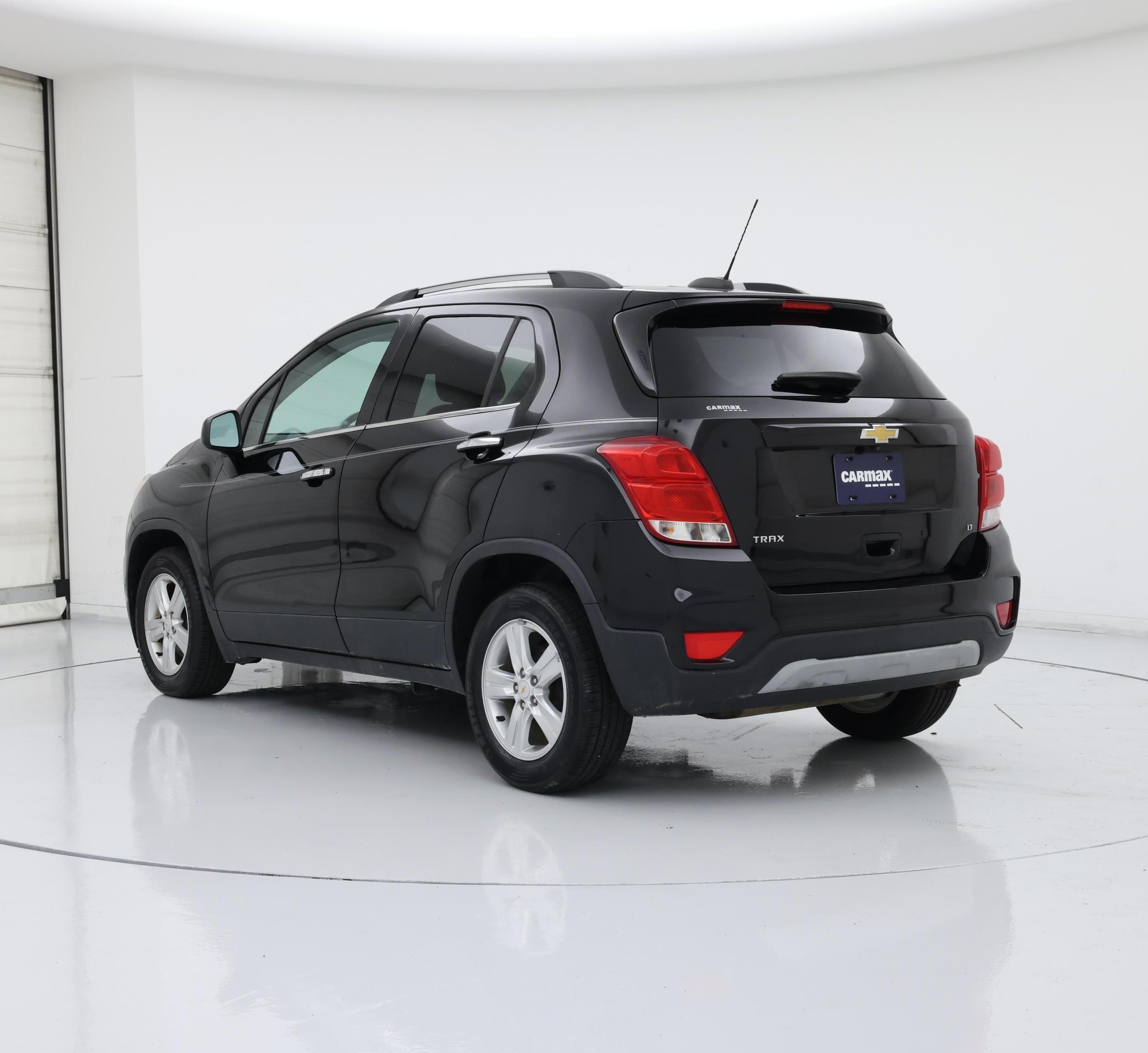 Thumbnail: 2020 Chevrolet Trax - 2