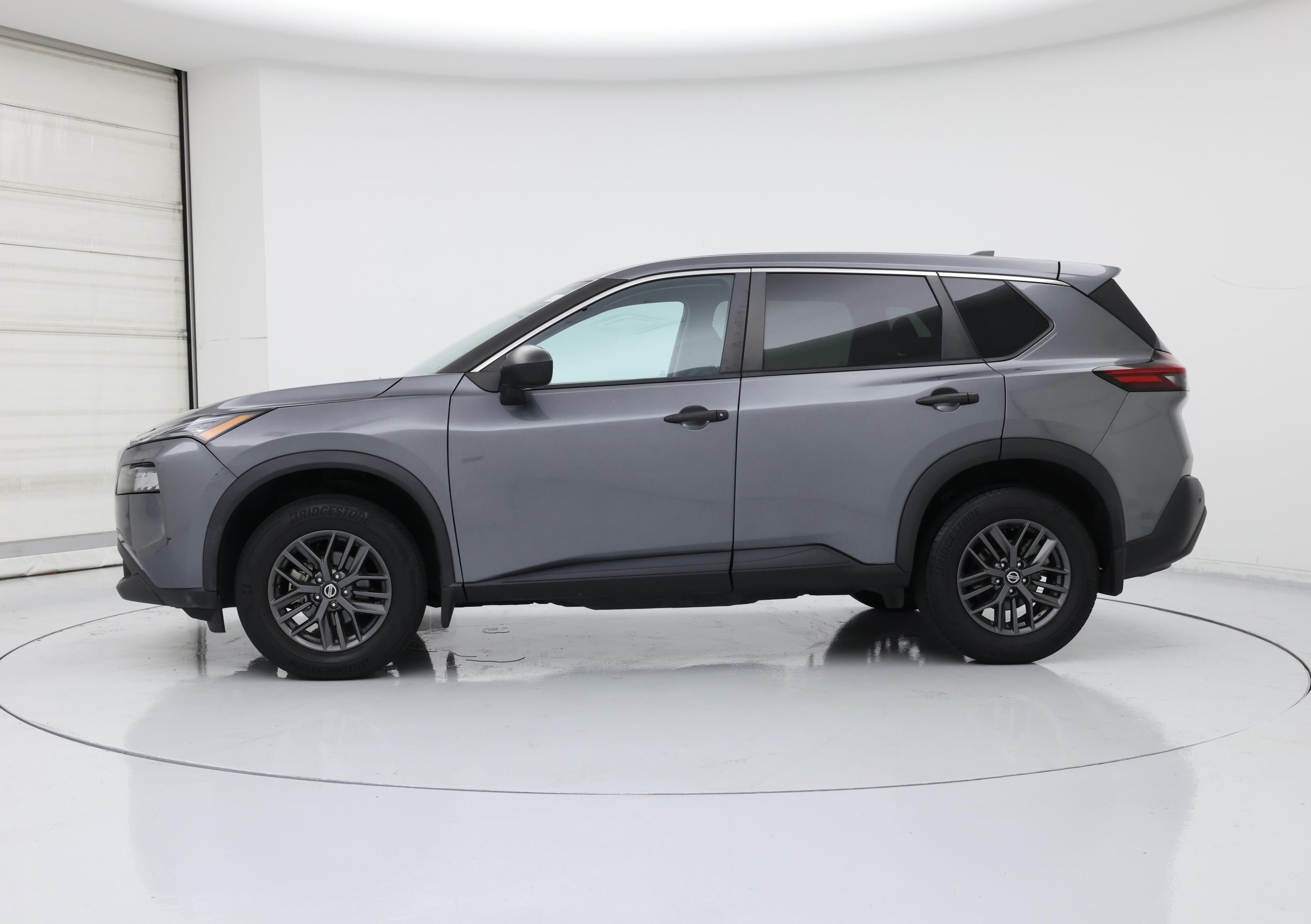Thumbnail: 2021 Nissan Rogue - 3