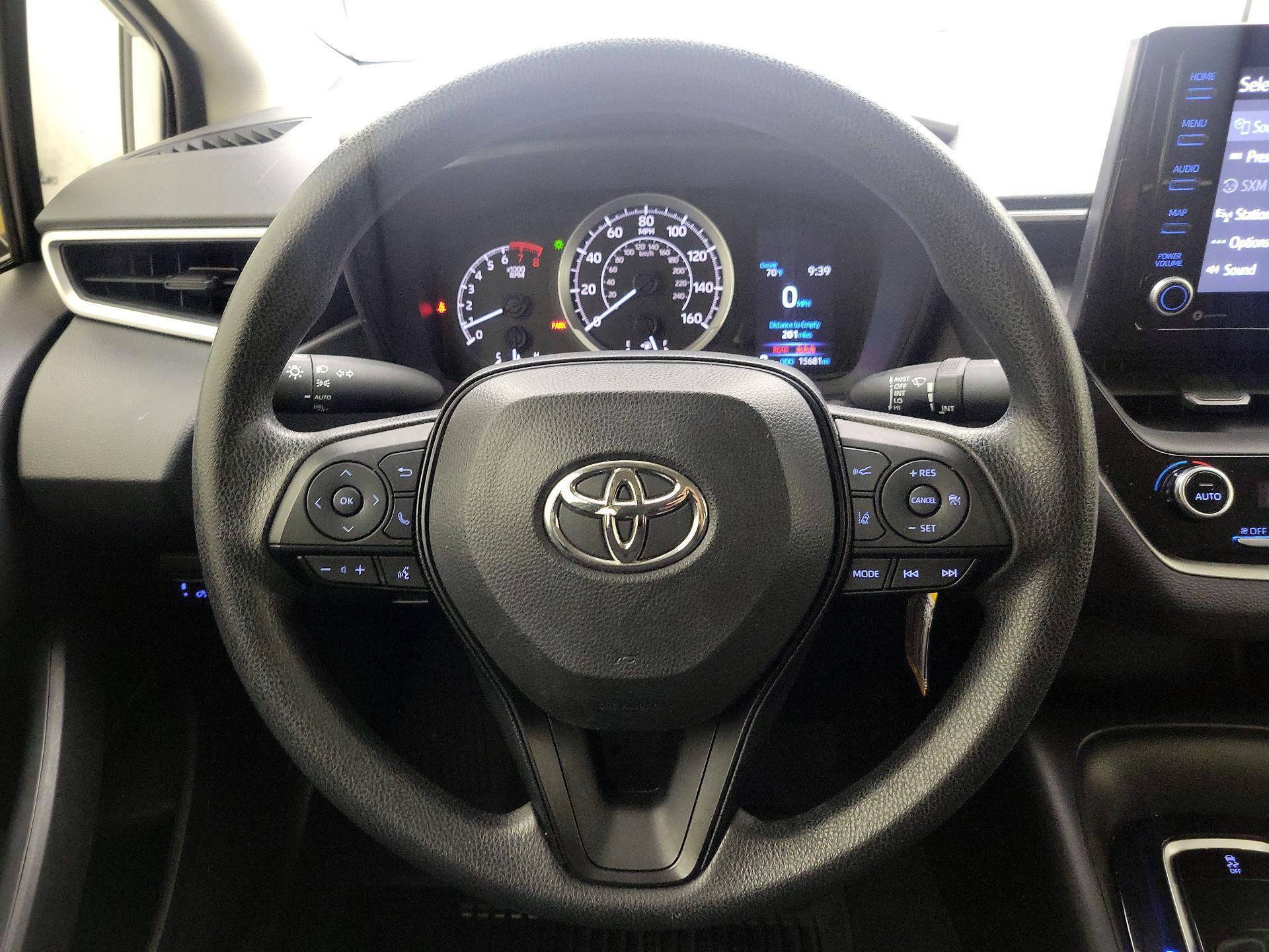 Thumbnail: 2022 Toyota Corolla - 10
