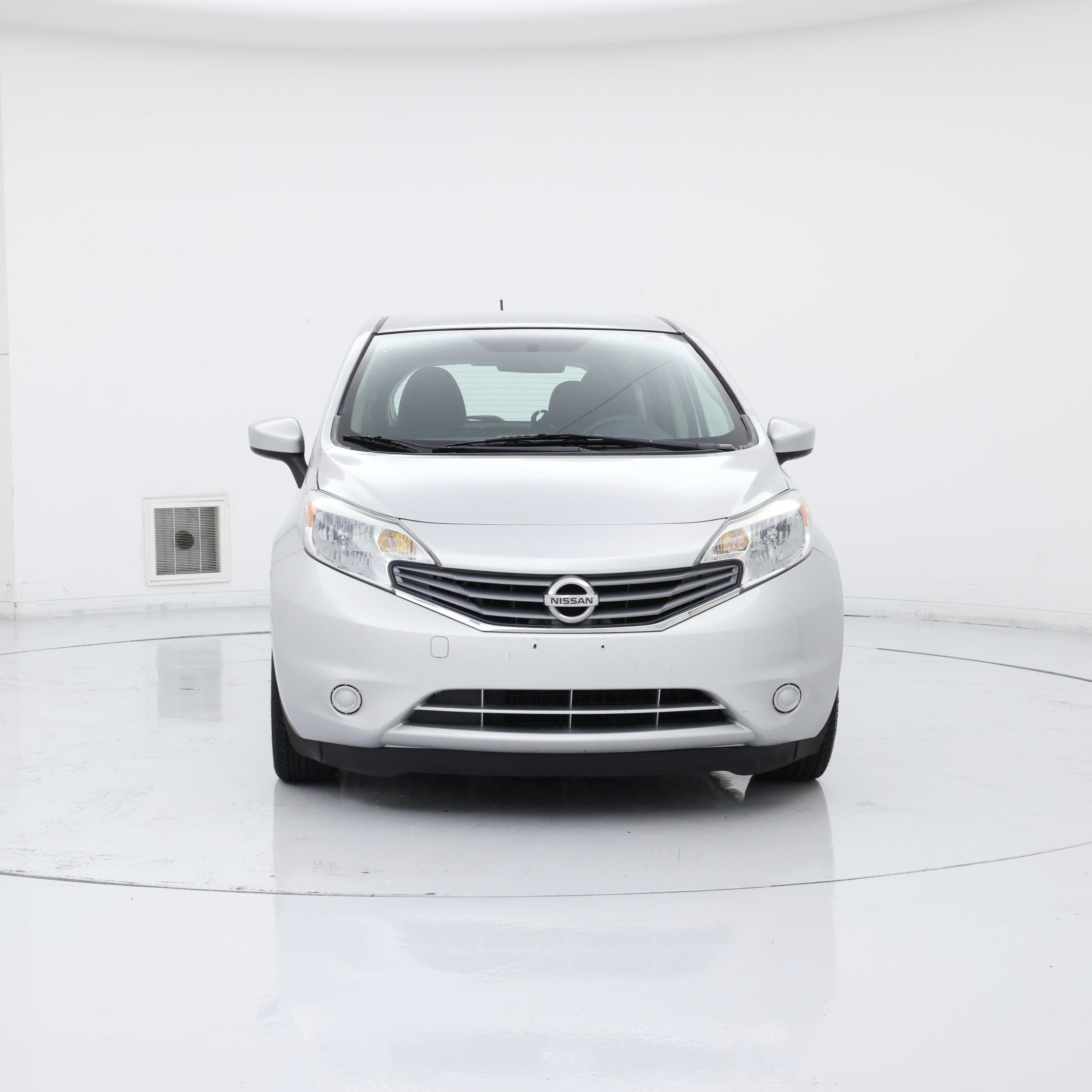Thumbnail: 2016 Nissan Versa Note - 5