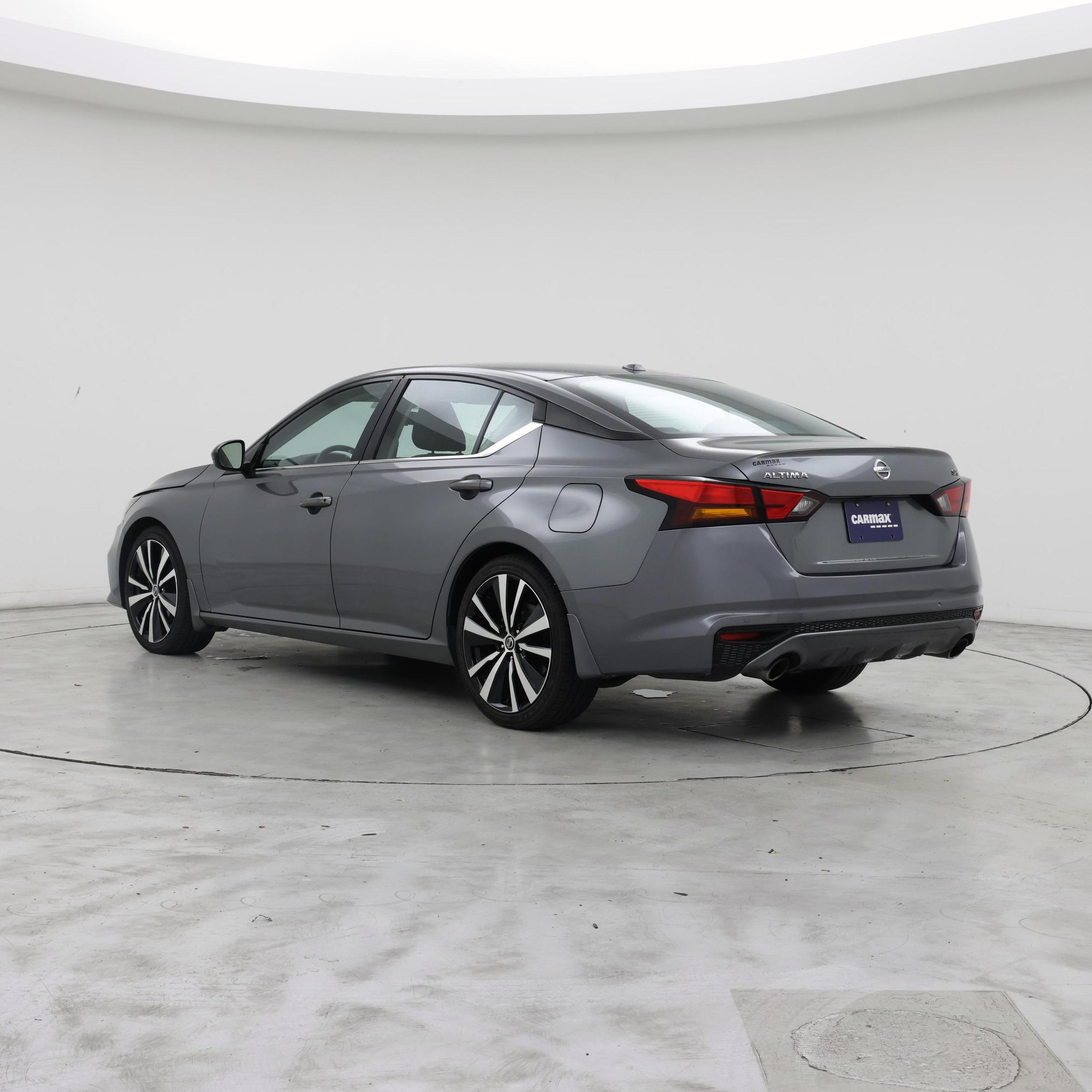 Thumbnail: 2022 Nissan Altima - 2