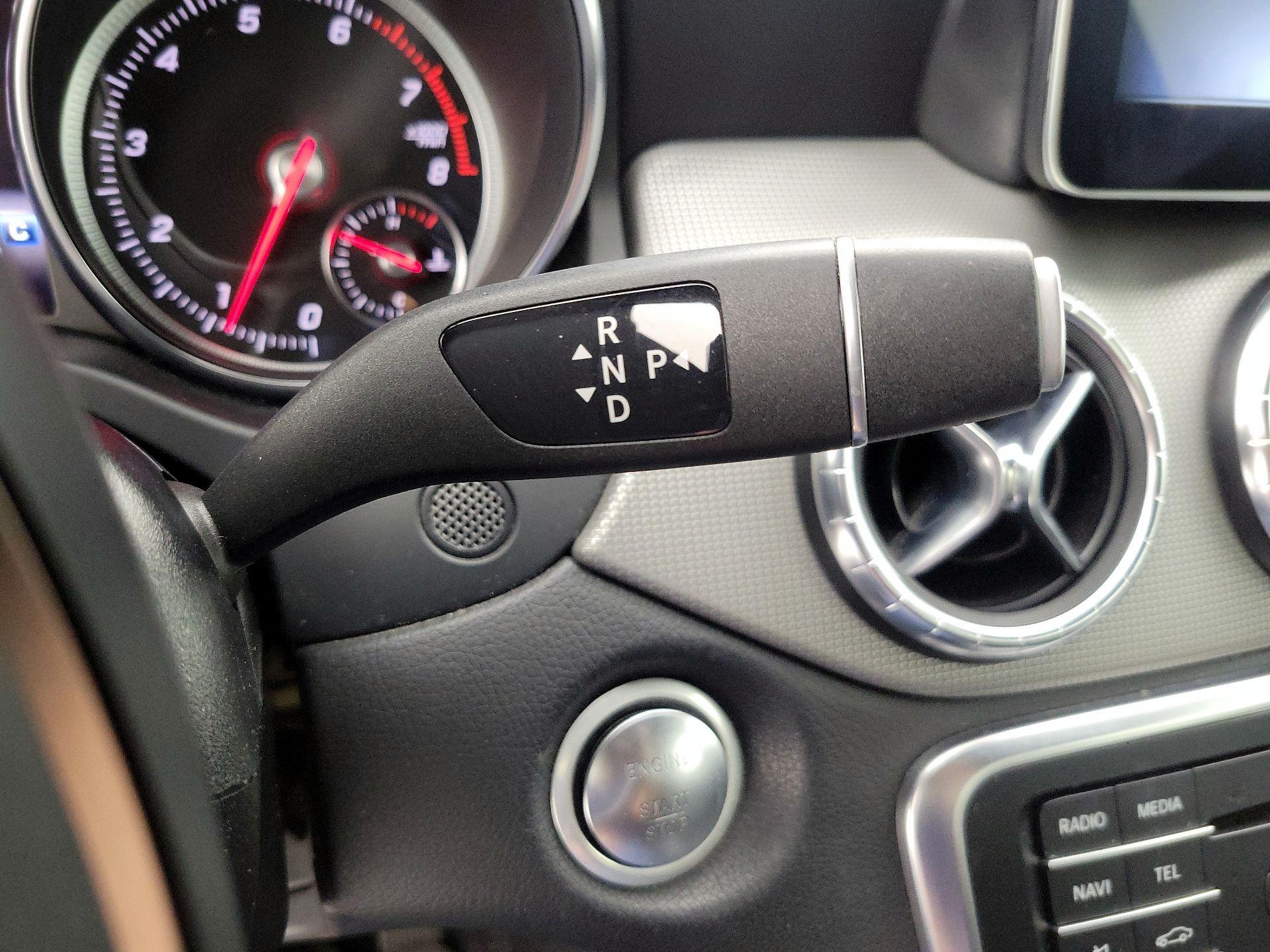 Thumbnail: 2019 Mercedes-Benz CLA - 17