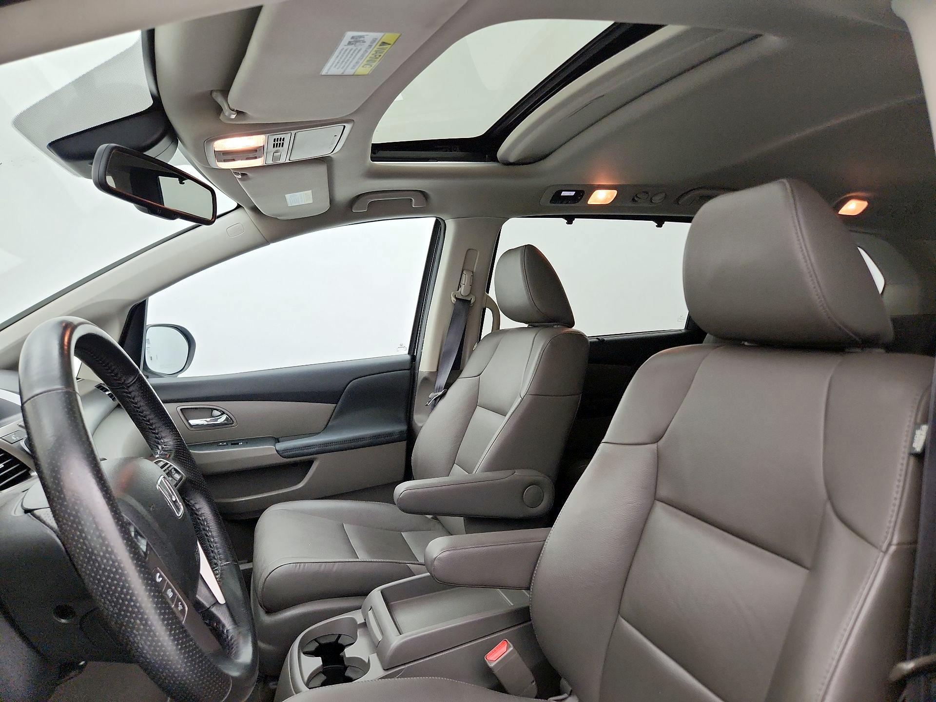 Thumbnail: 2016 Honda Odyssey - 20