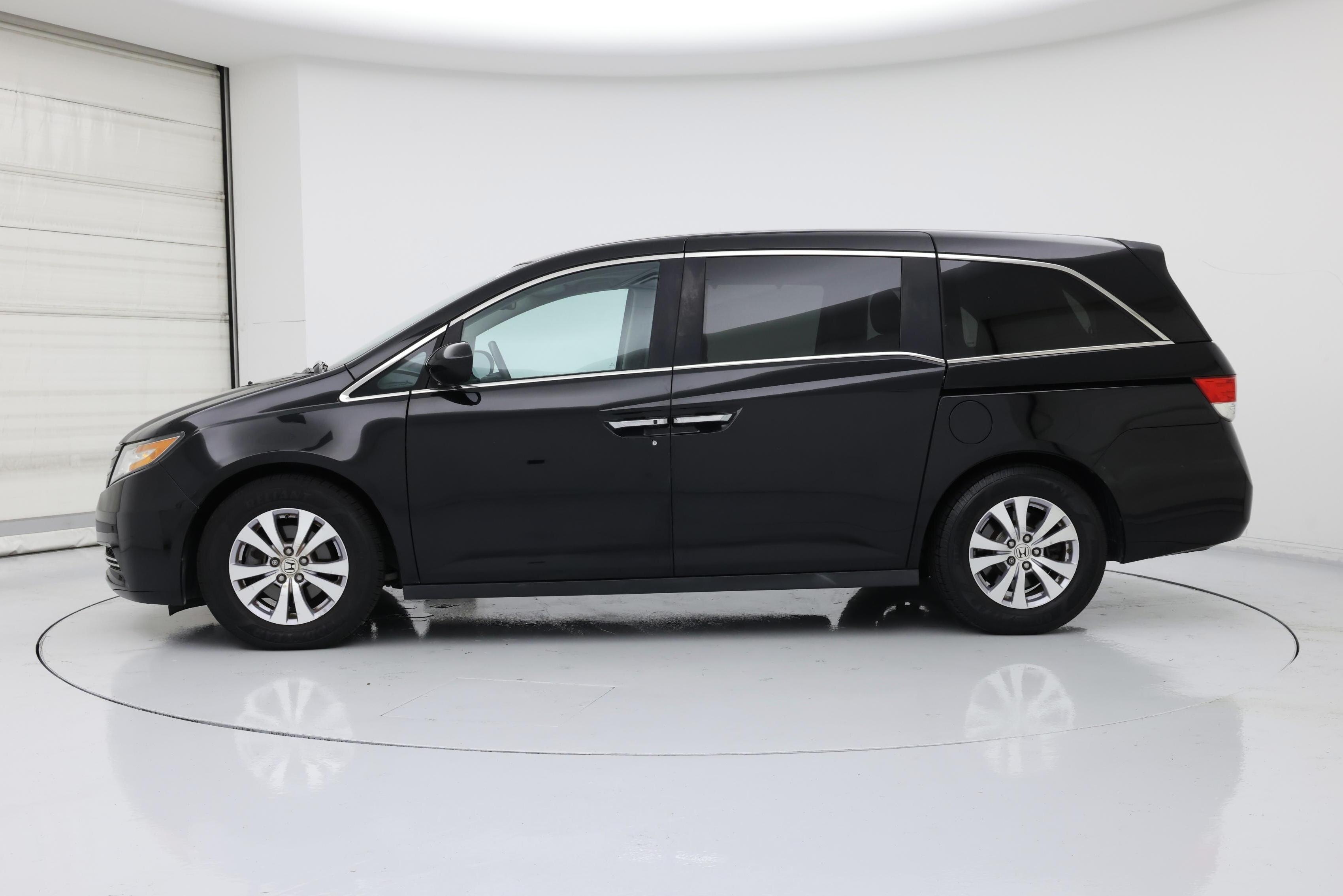 Thumbnail: 2016 Honda Odyssey - 3