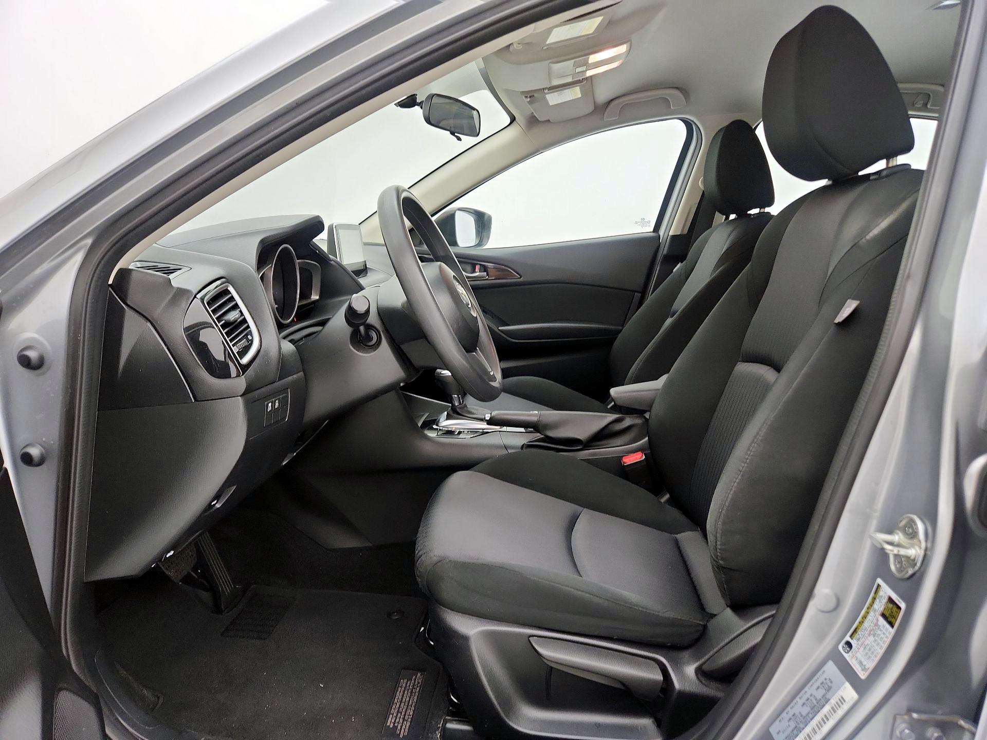 Thumbnail: 2016 Mazda Mazda3 - 11