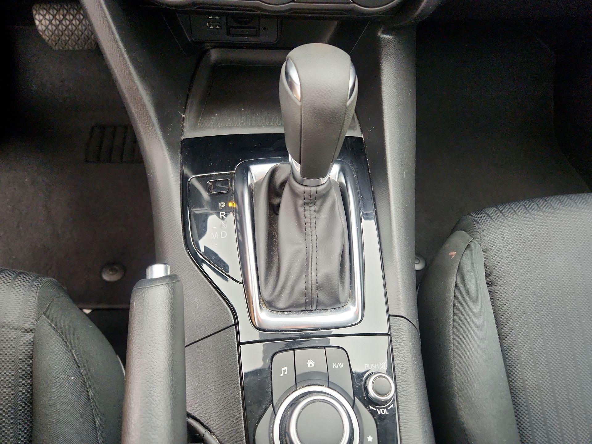 Thumbnail: 2016 Mazda Mazda3 - 17