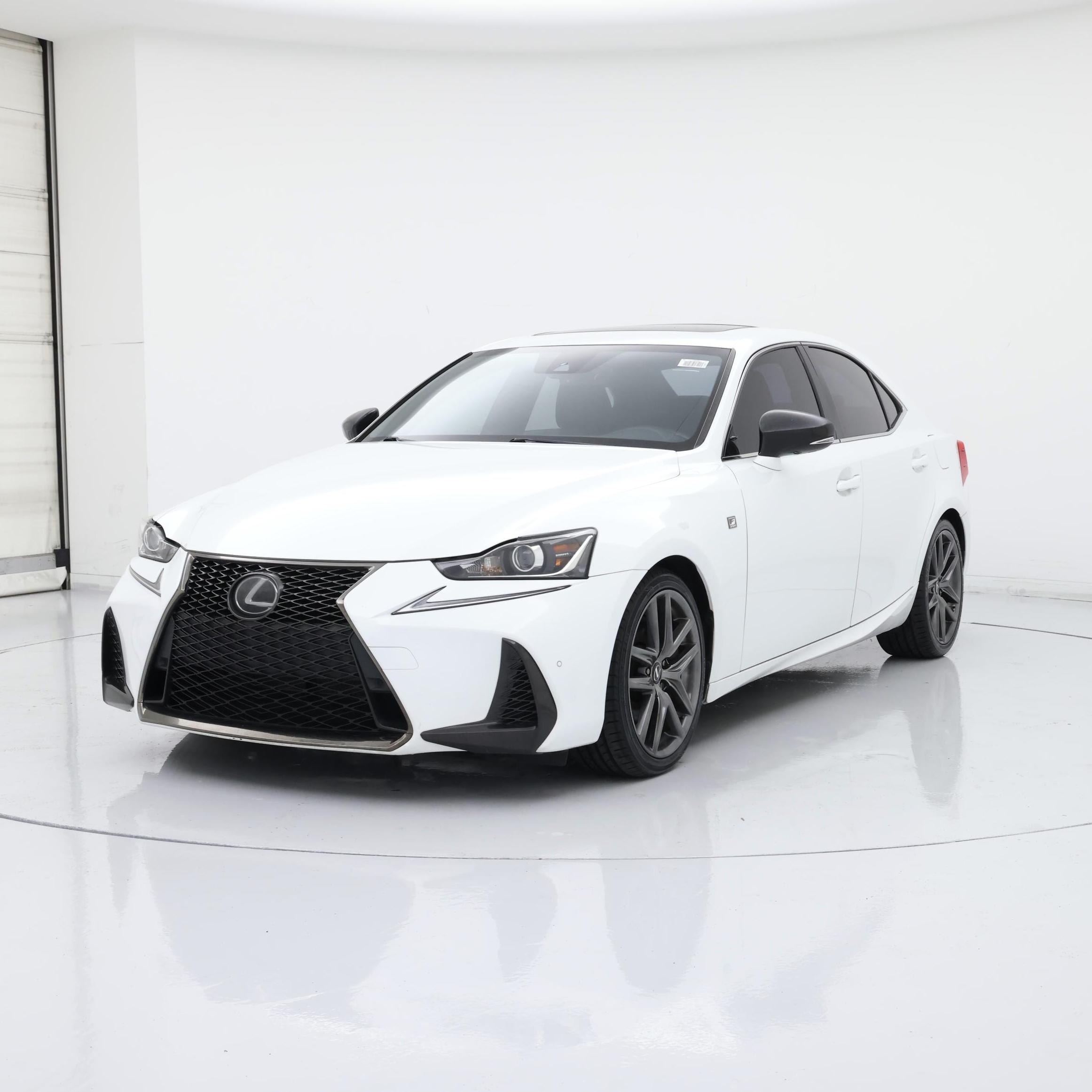 Thumbnail: 2019 Lexus IS - 4