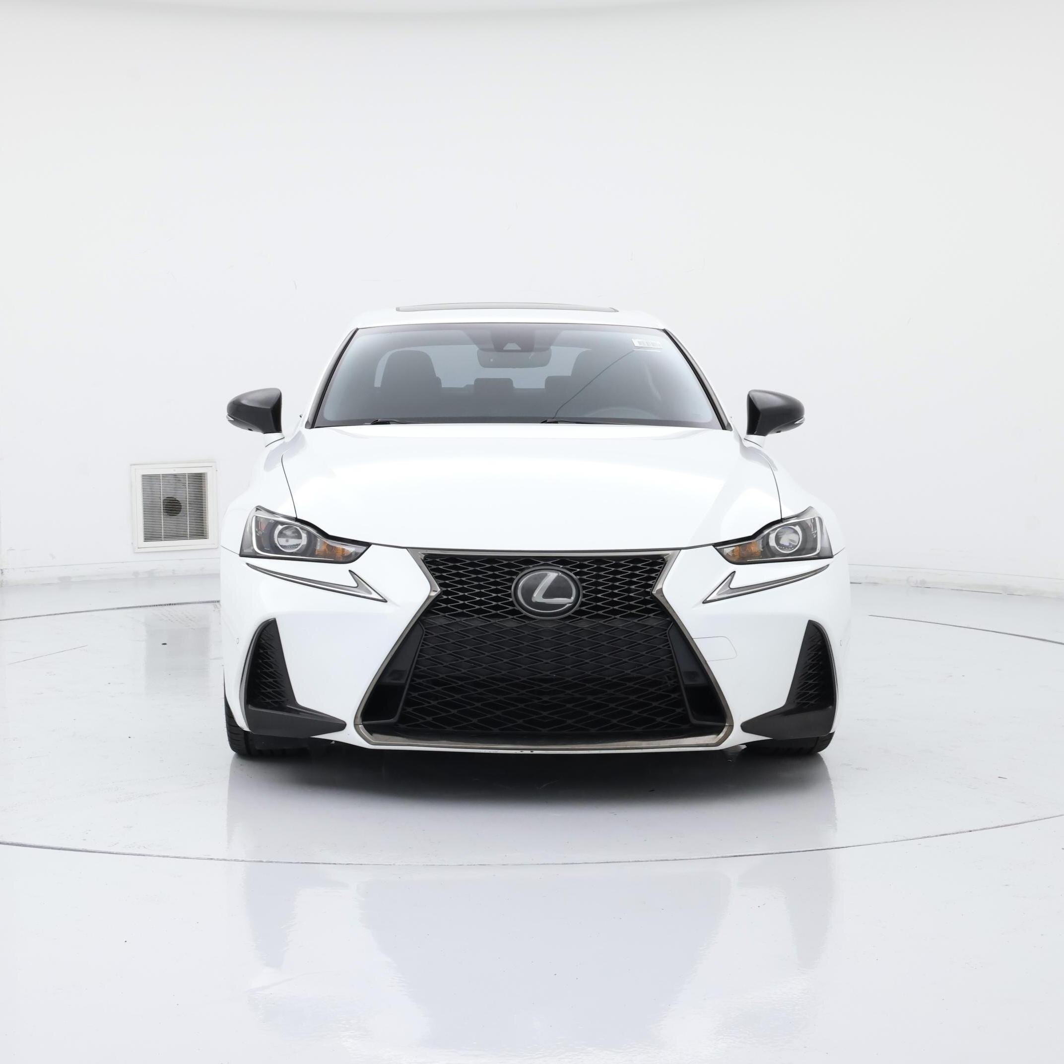 Thumbnail: 2019 Lexus IS - 5