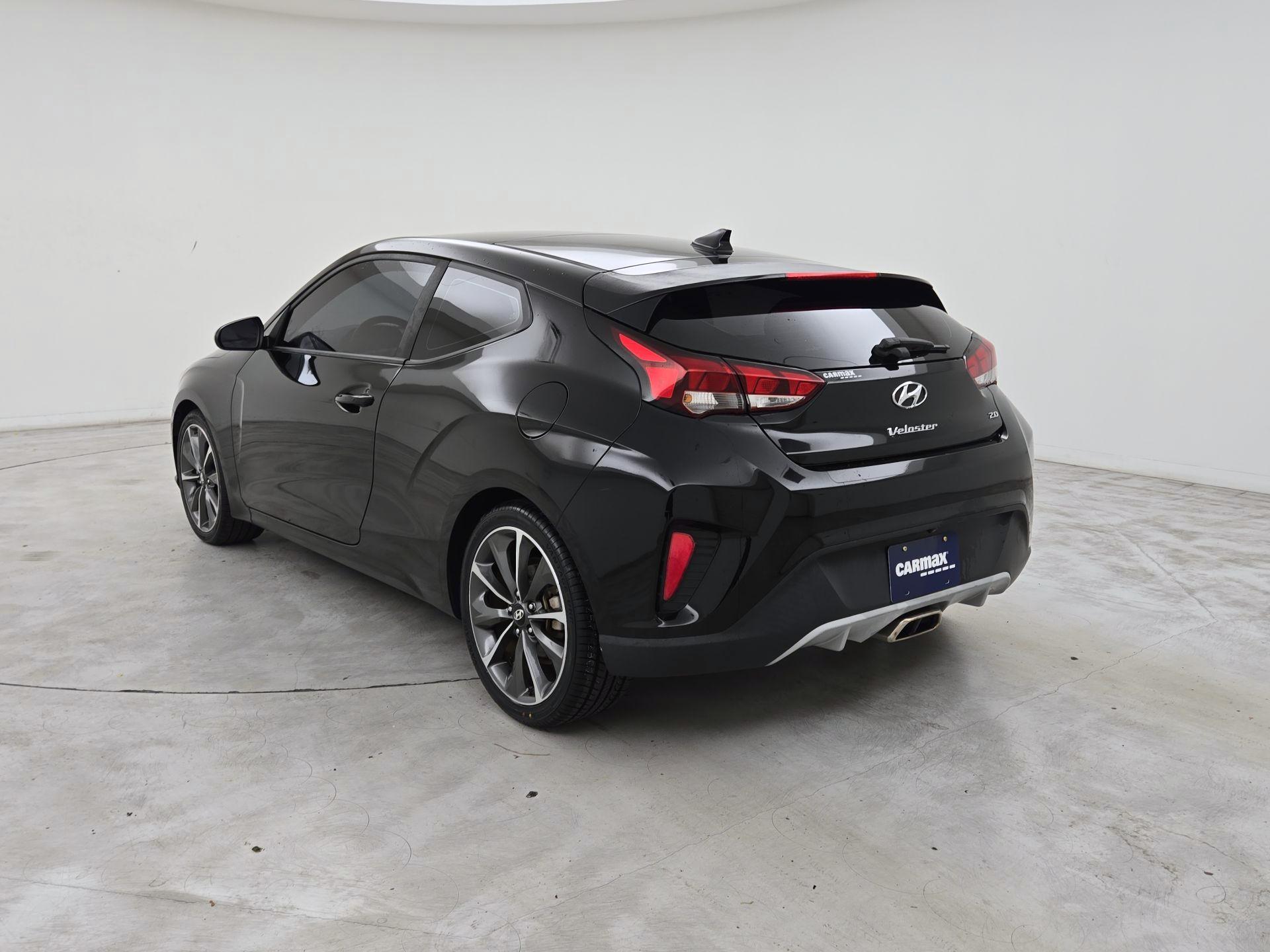 Thumbnail: 2020 Hyundai Veloster - 7