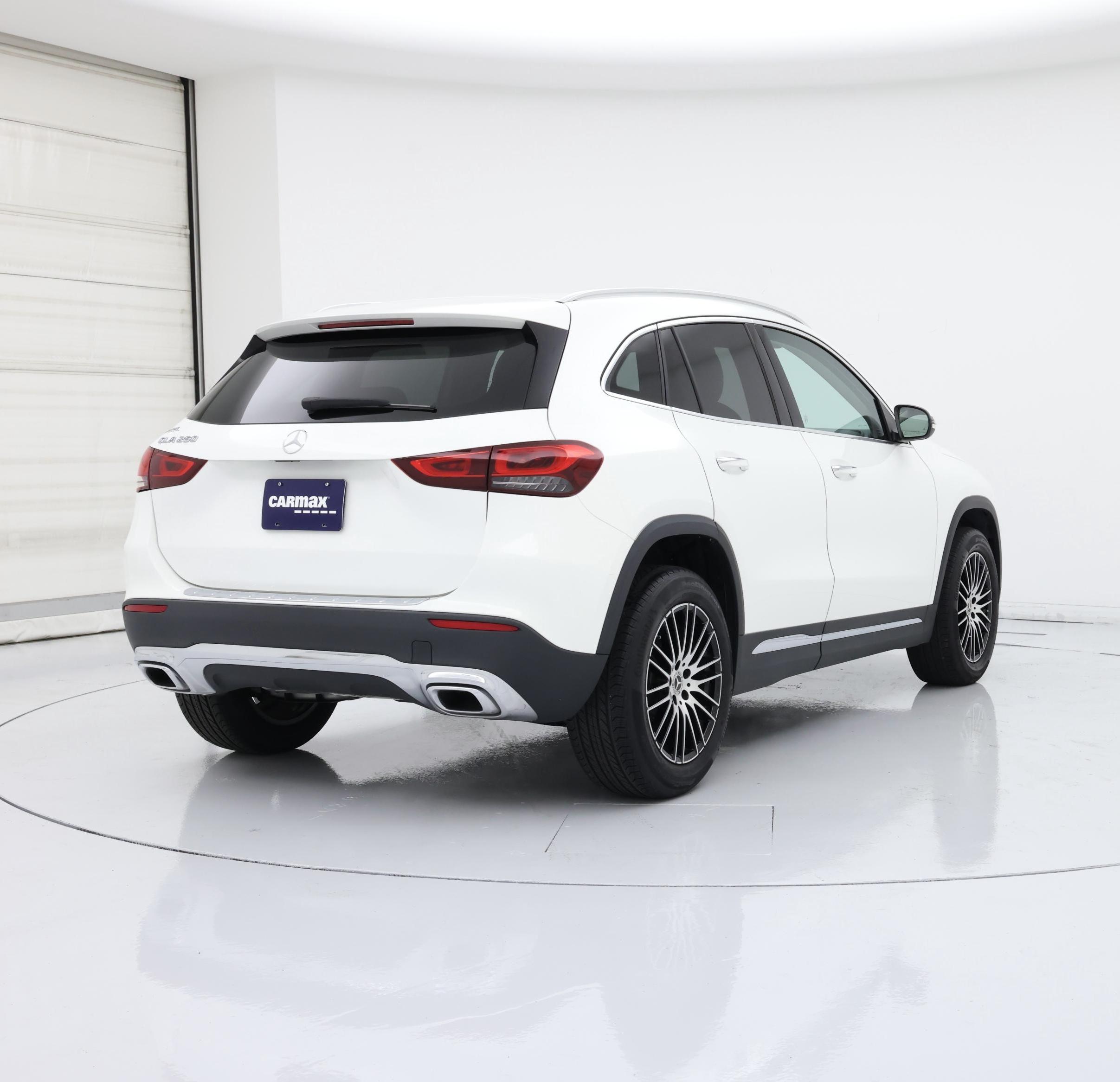 Thumbnail: 2023 Mercedes-Benz GLA - 8
