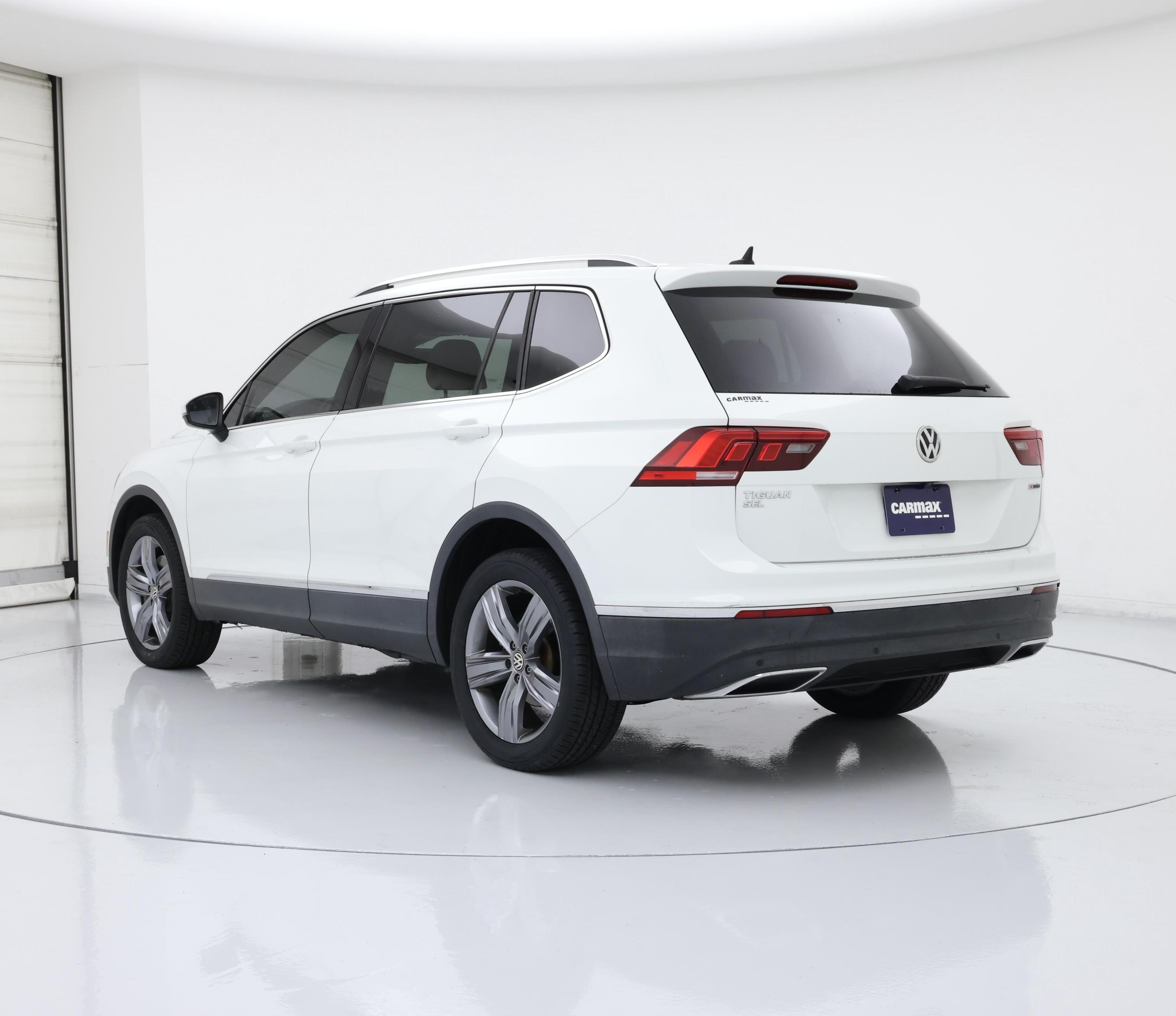 Thumbnail: 2020 Volkswagen Tiguan - 2