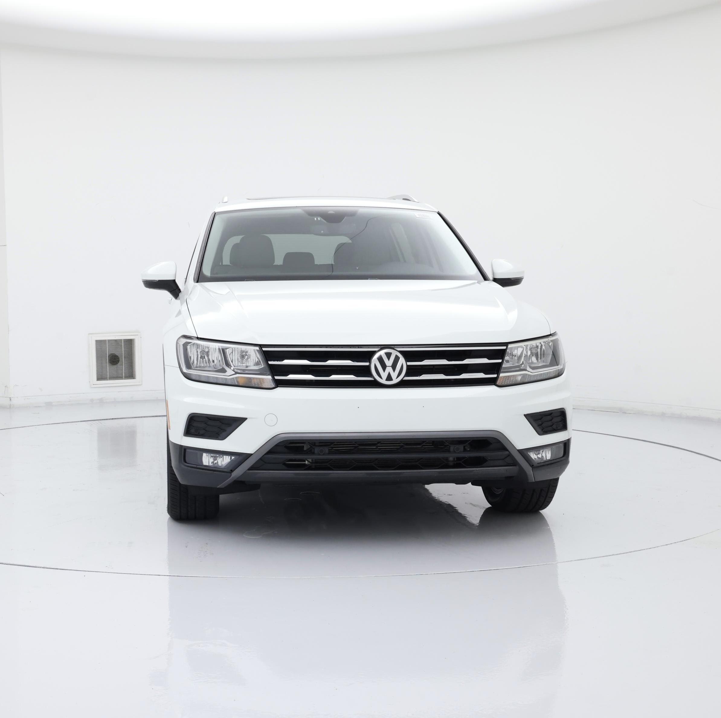 Thumbnail: 2020 Volkswagen Tiguan - 5