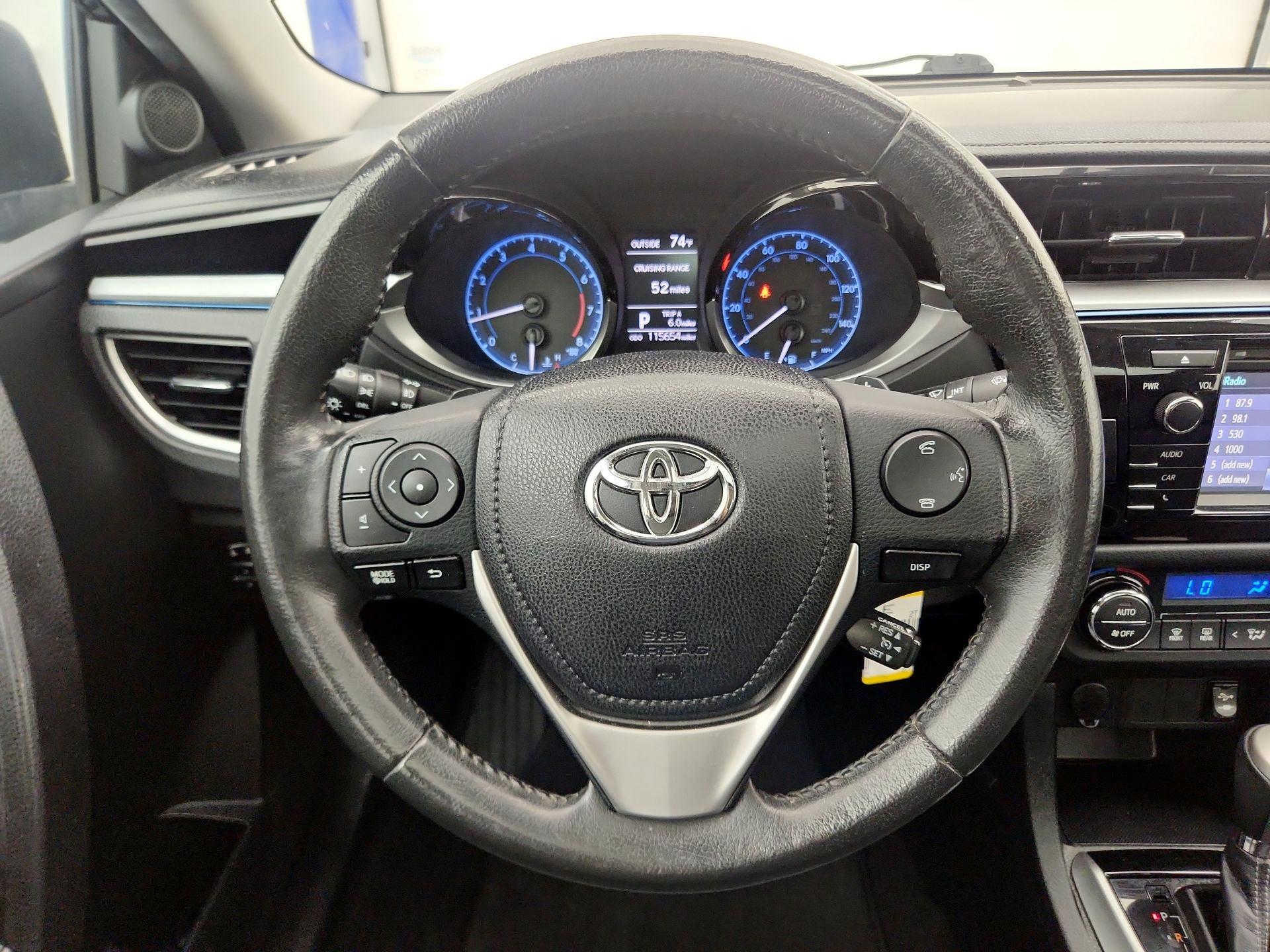 Thumbnail: 2015 Toyota Corolla - 10