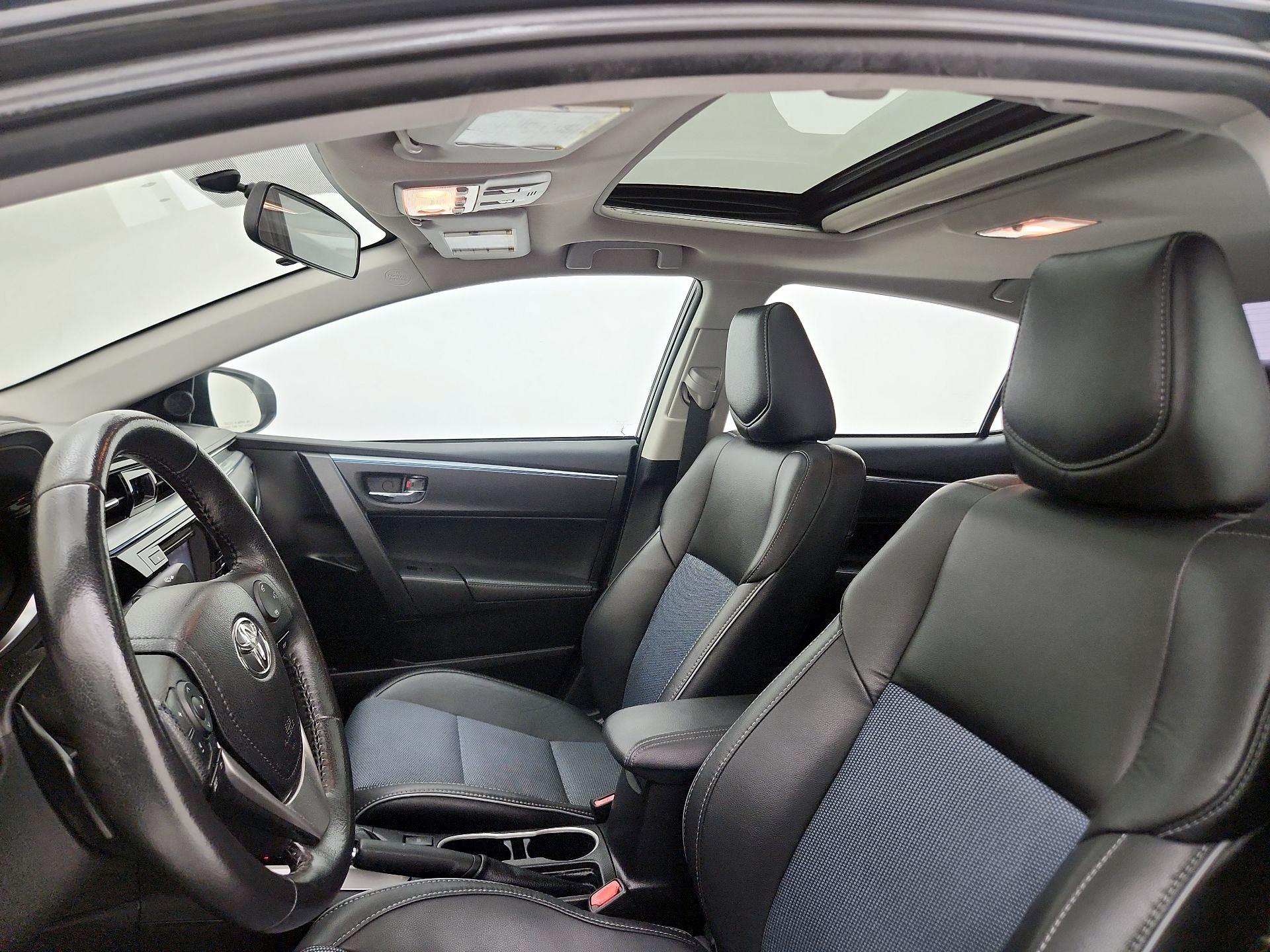 Thumbnail: 2015 Toyota Corolla - 19