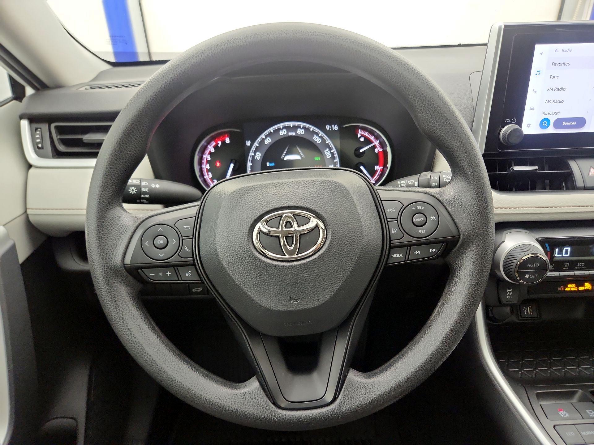 Thumbnail: 2023 Toyota RAV4 - 10