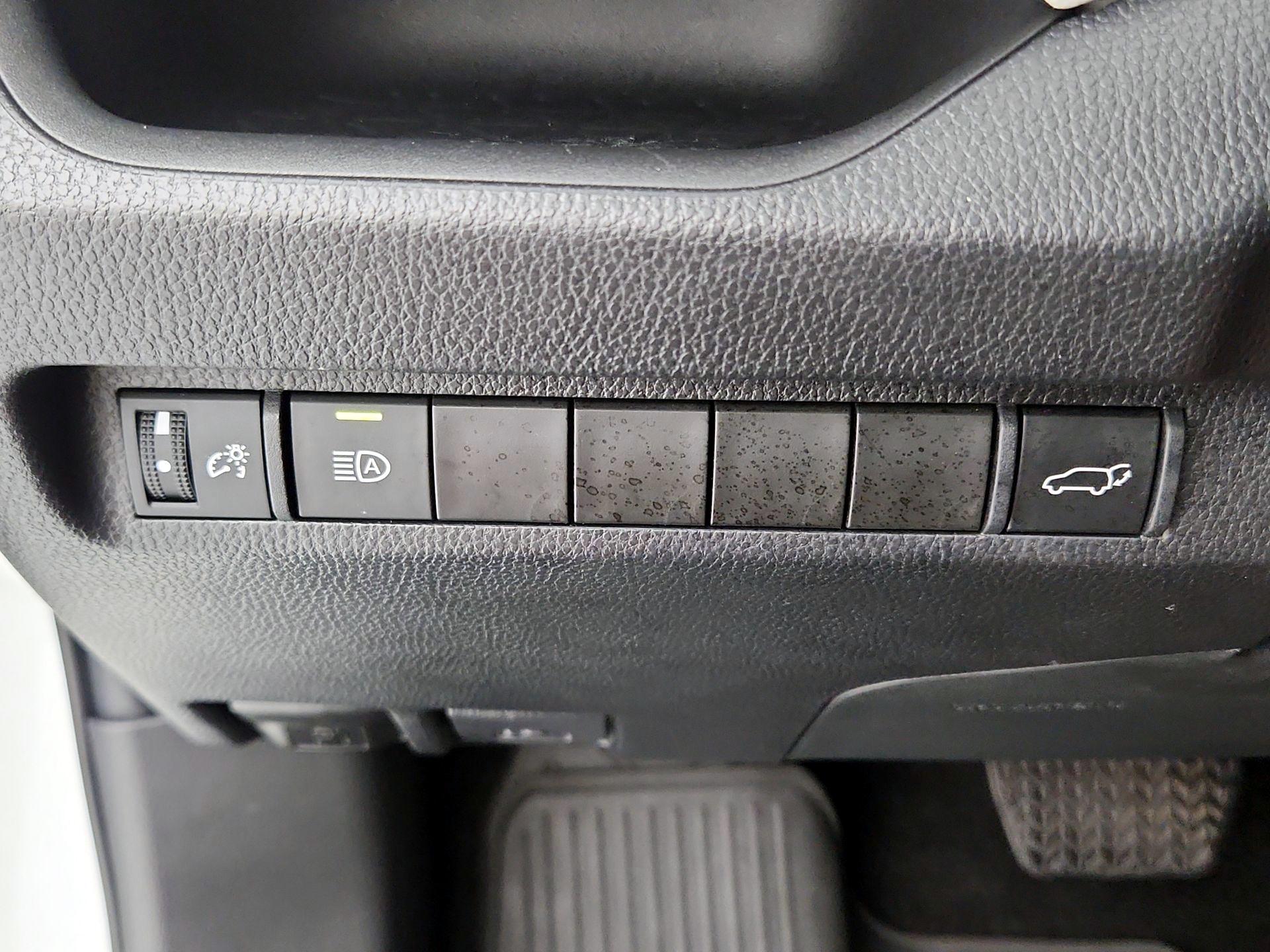 Thumbnail: 2023 Toyota RAV4 - 13