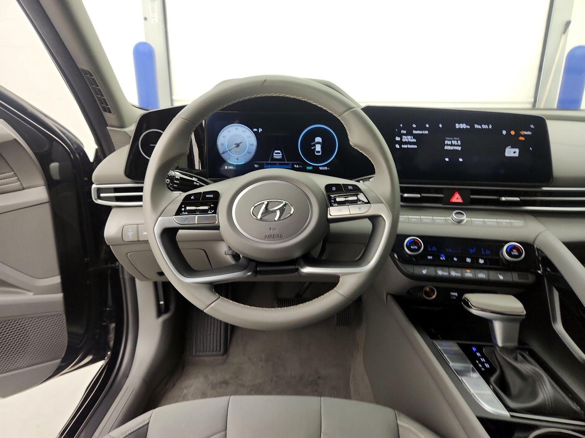 Thumbnail: 2023 Hyundai Elantra - 10