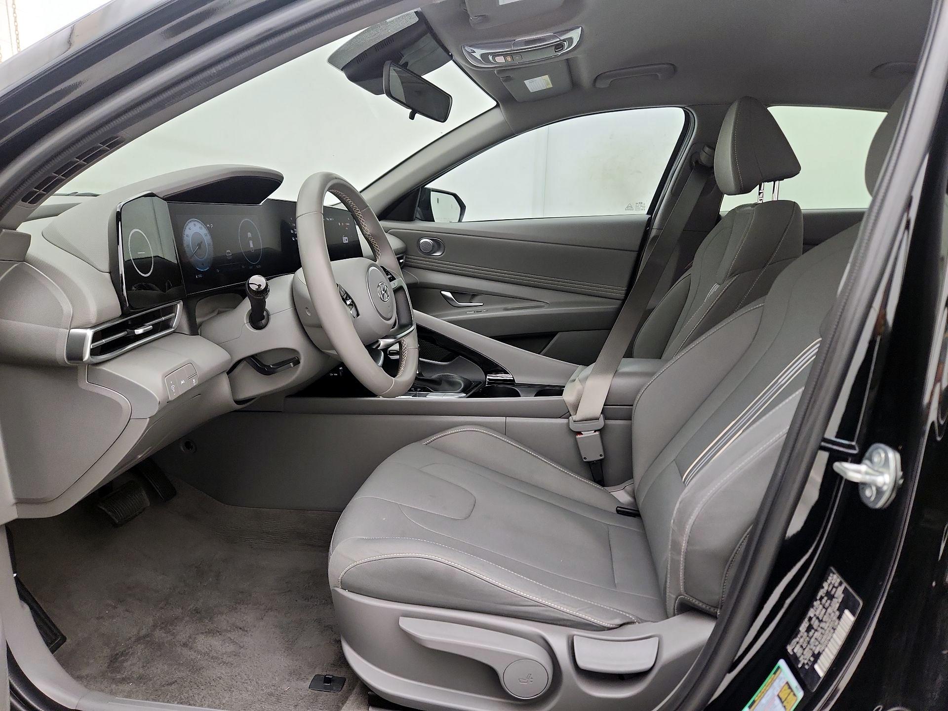 Thumbnail: 2023 Hyundai Elantra - 11
