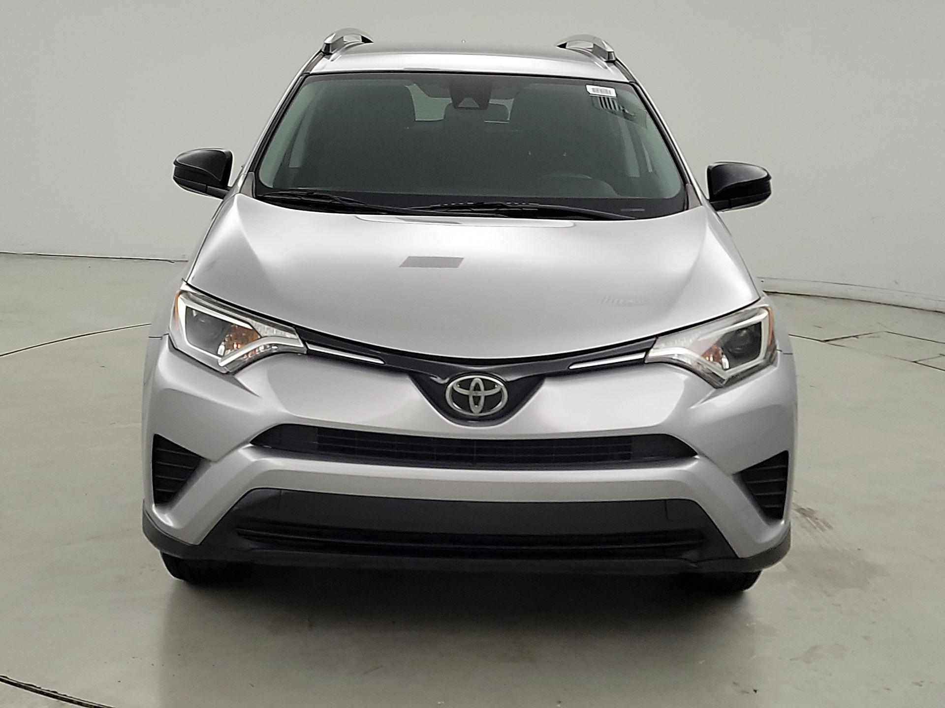 Thumbnail: 2017 Toyota RAV4 - 2