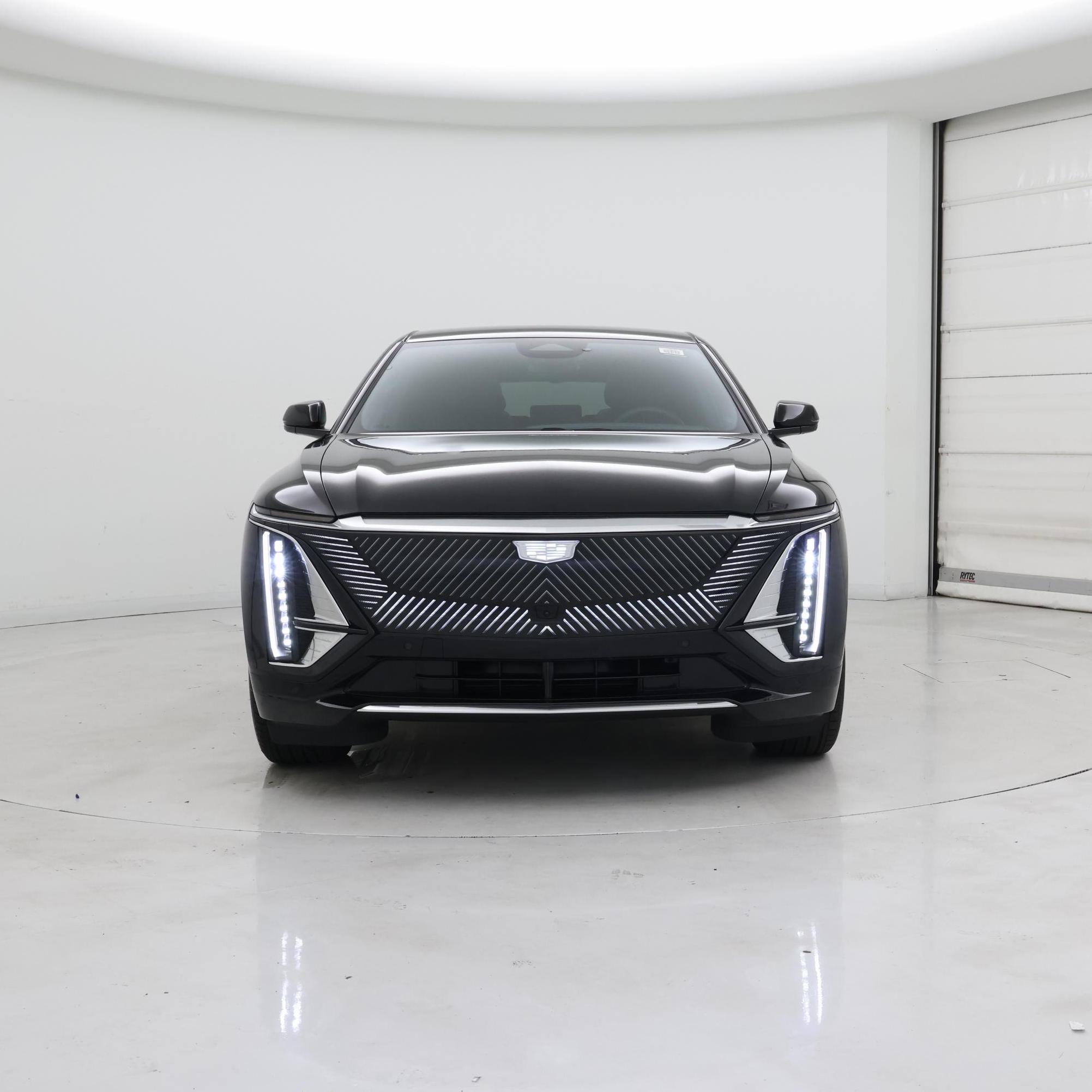 Thumbnail: 2024 Cadillac Lyriq - 5