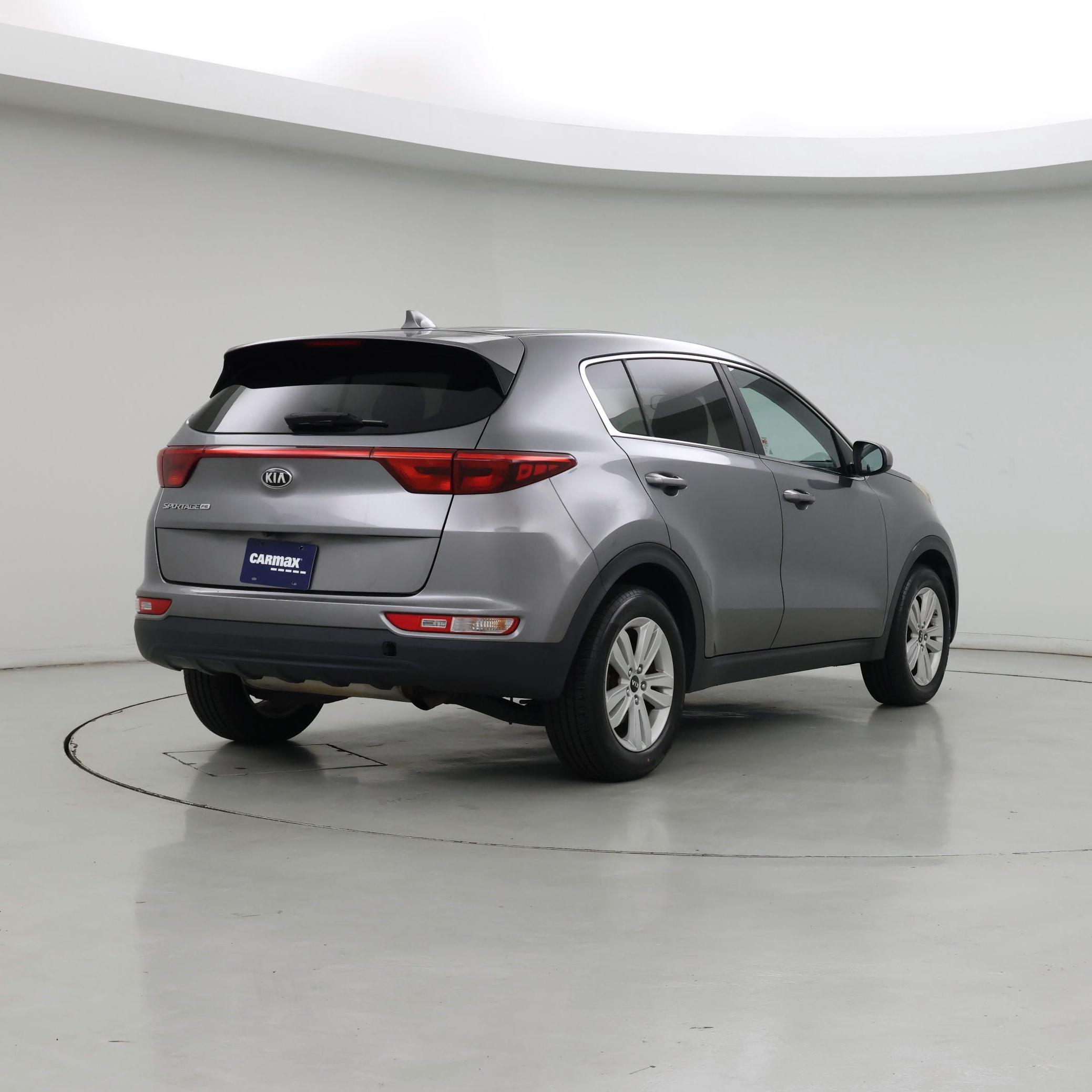 Thumbnail: 2017 Kia Sportage - 8