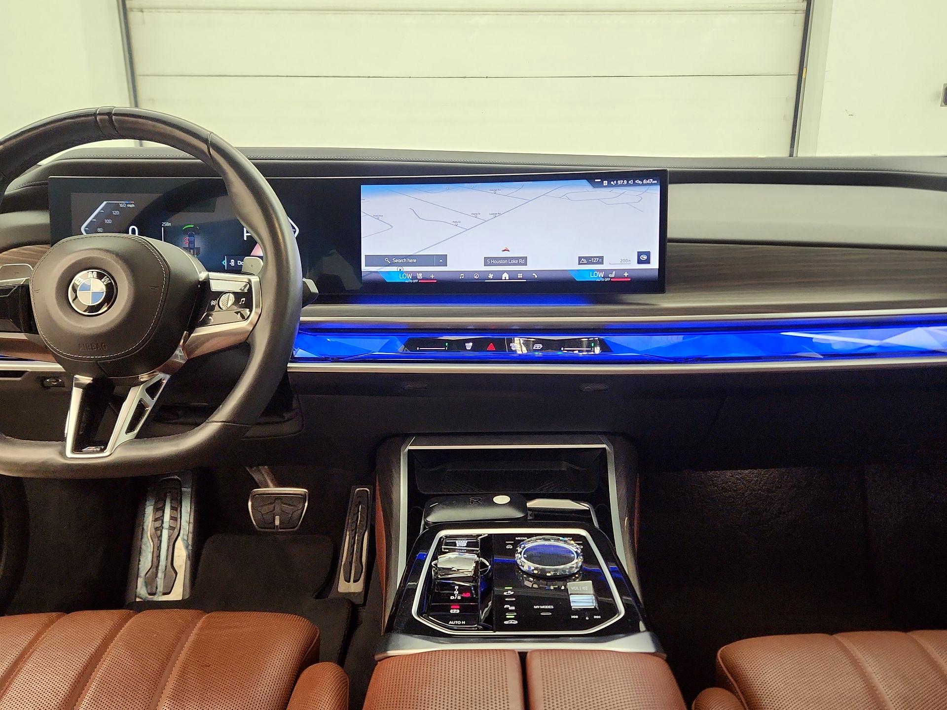 Thumbnail: 2023 BMW 7 Series - 9