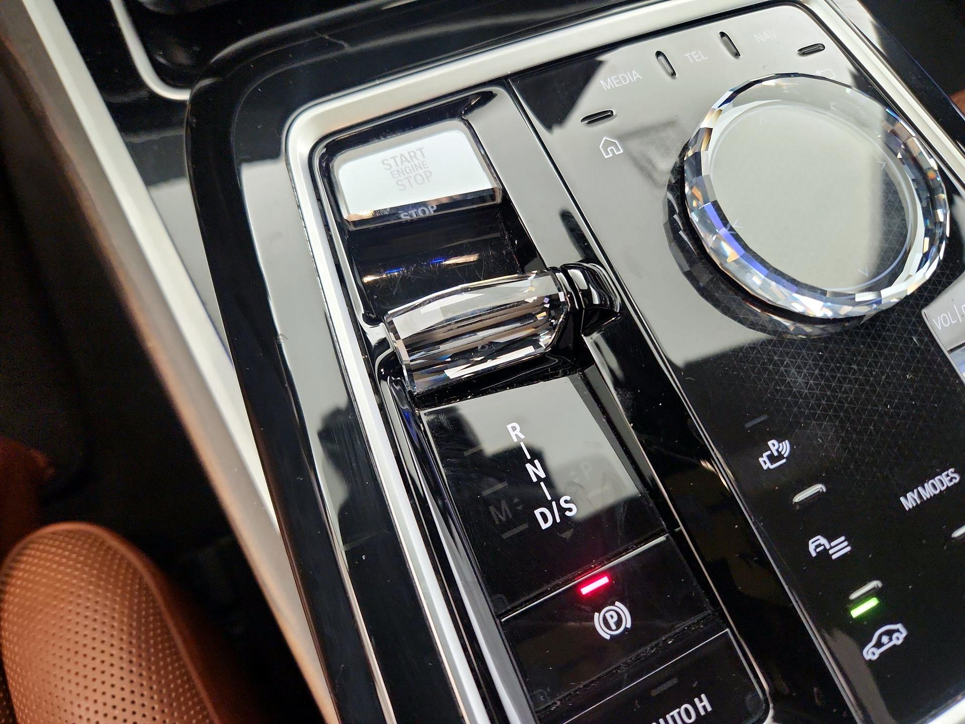 Thumbnail: 2023 BMW 7 Series - 17