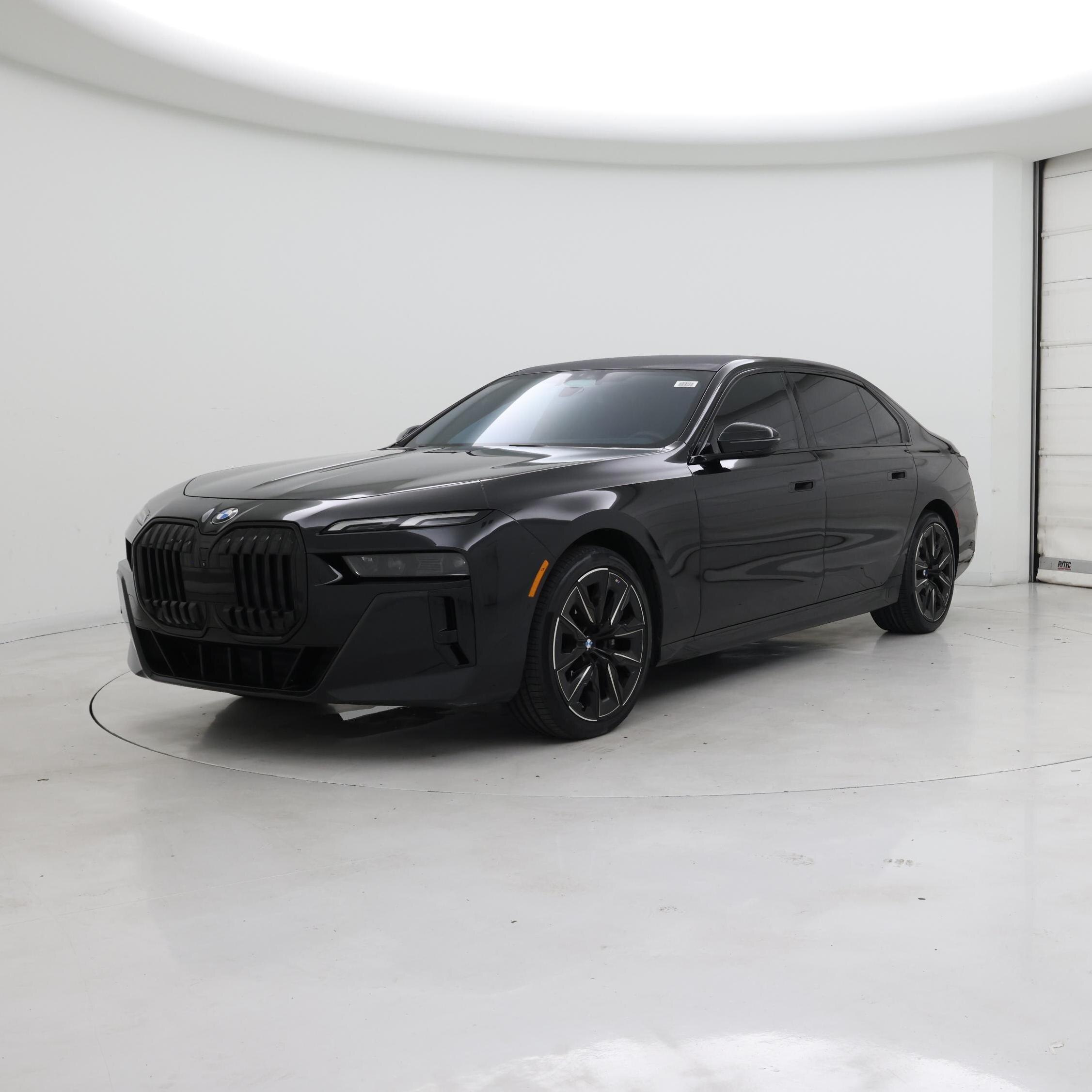 Thumbnail: 2023 BMW 7 Series - 4
