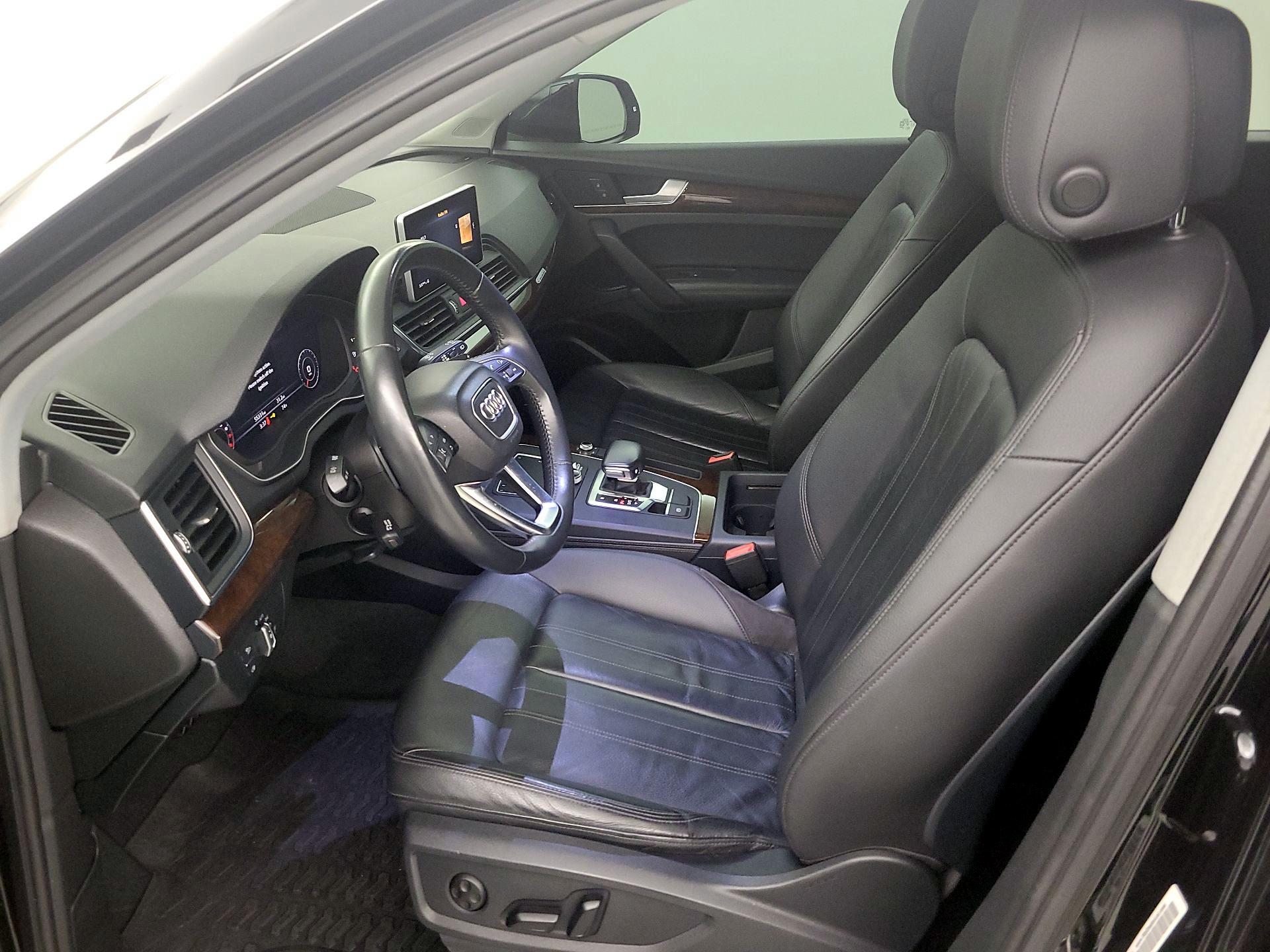 Thumbnail: 2019 Audi Q5 - 9