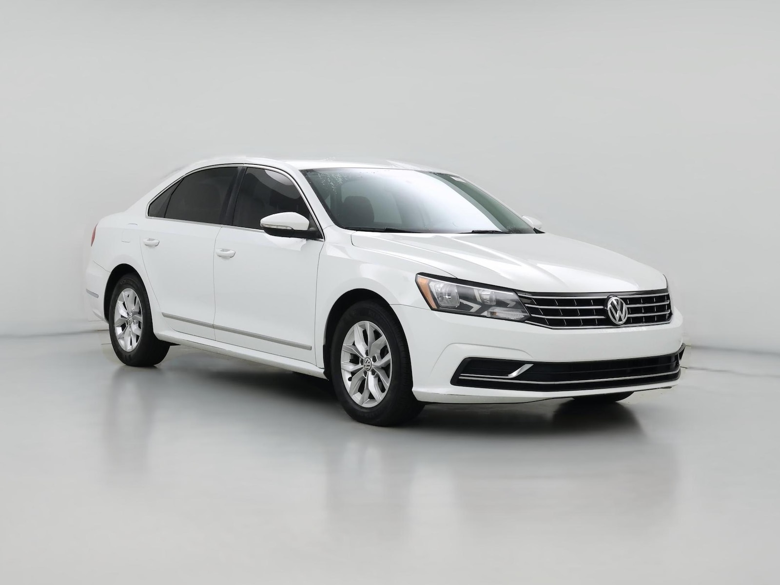 2016 Volkswagen Passat S