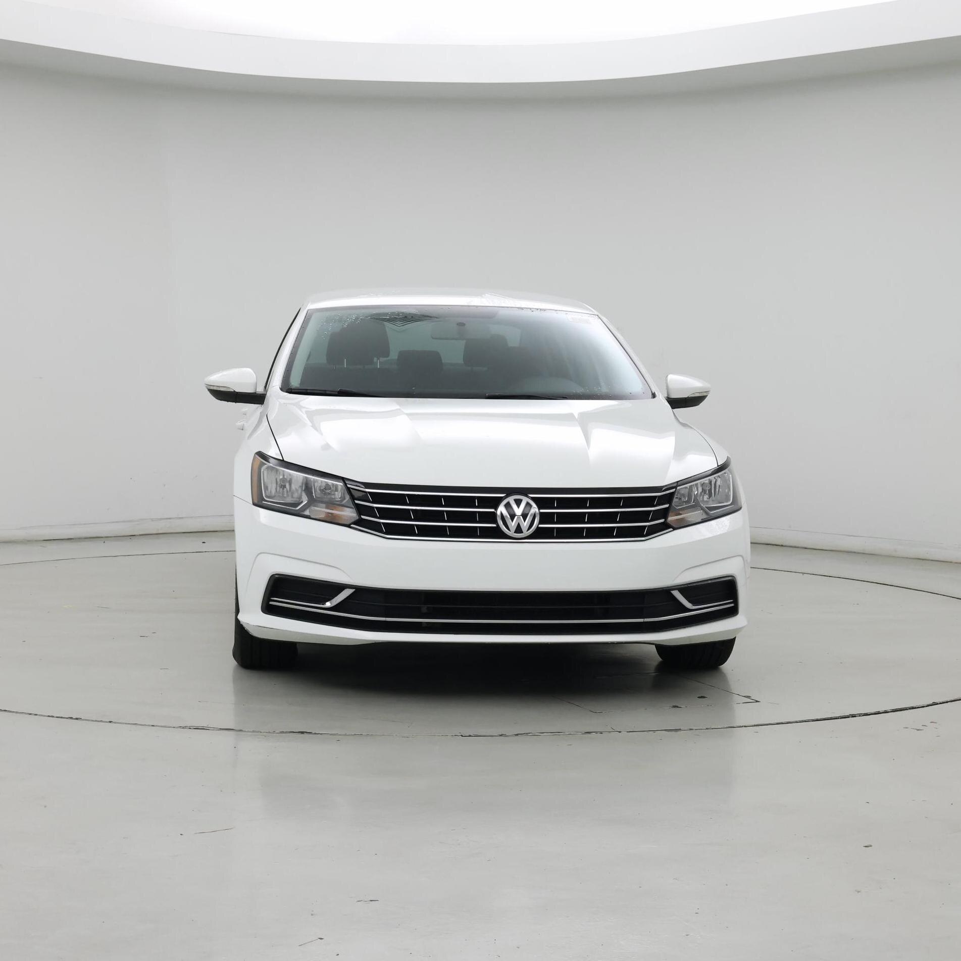 Thumbnail: 2016 Volkswagen Passat - 5