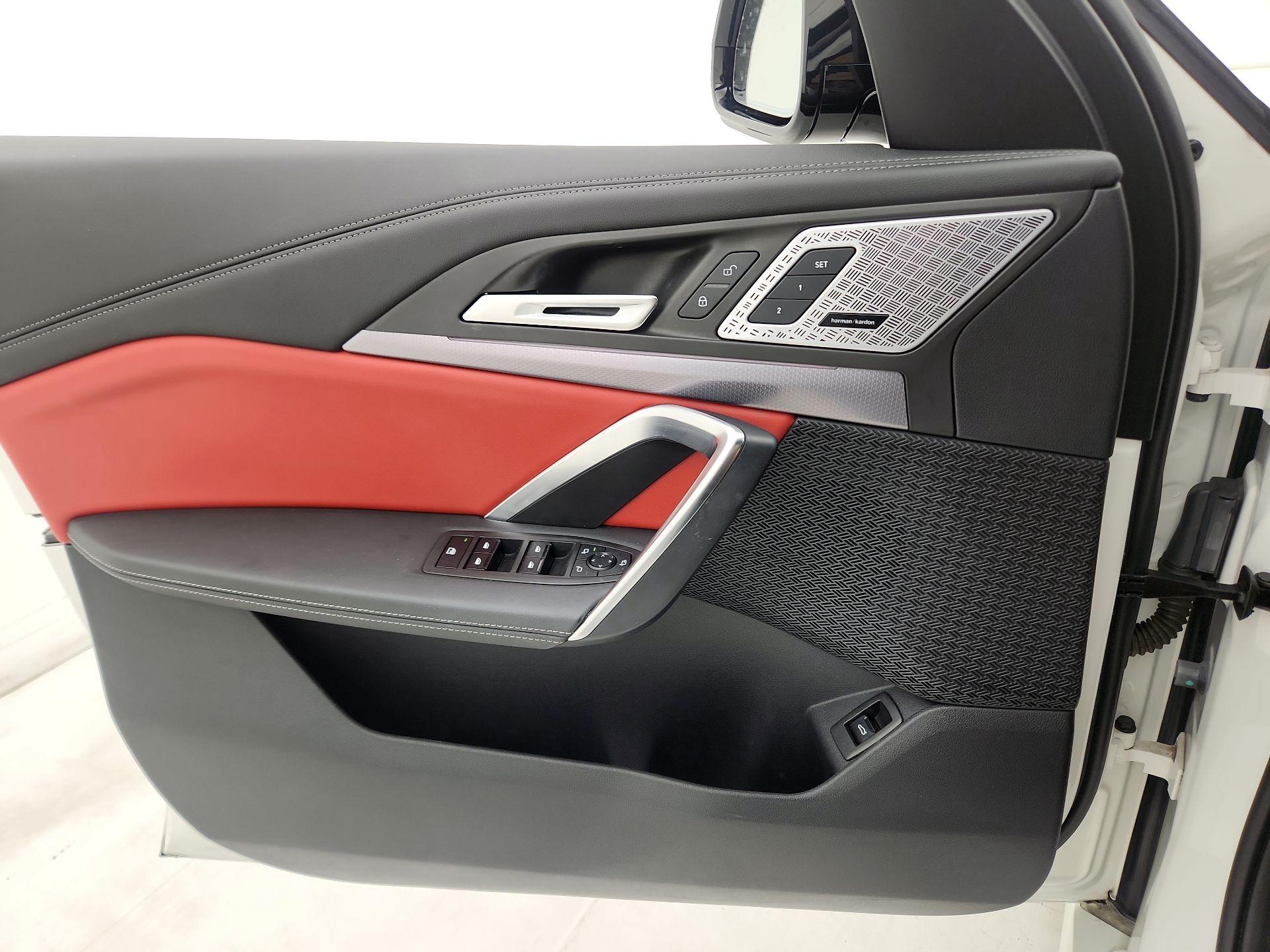 Thumbnail: 2024 BMW X1 - 12