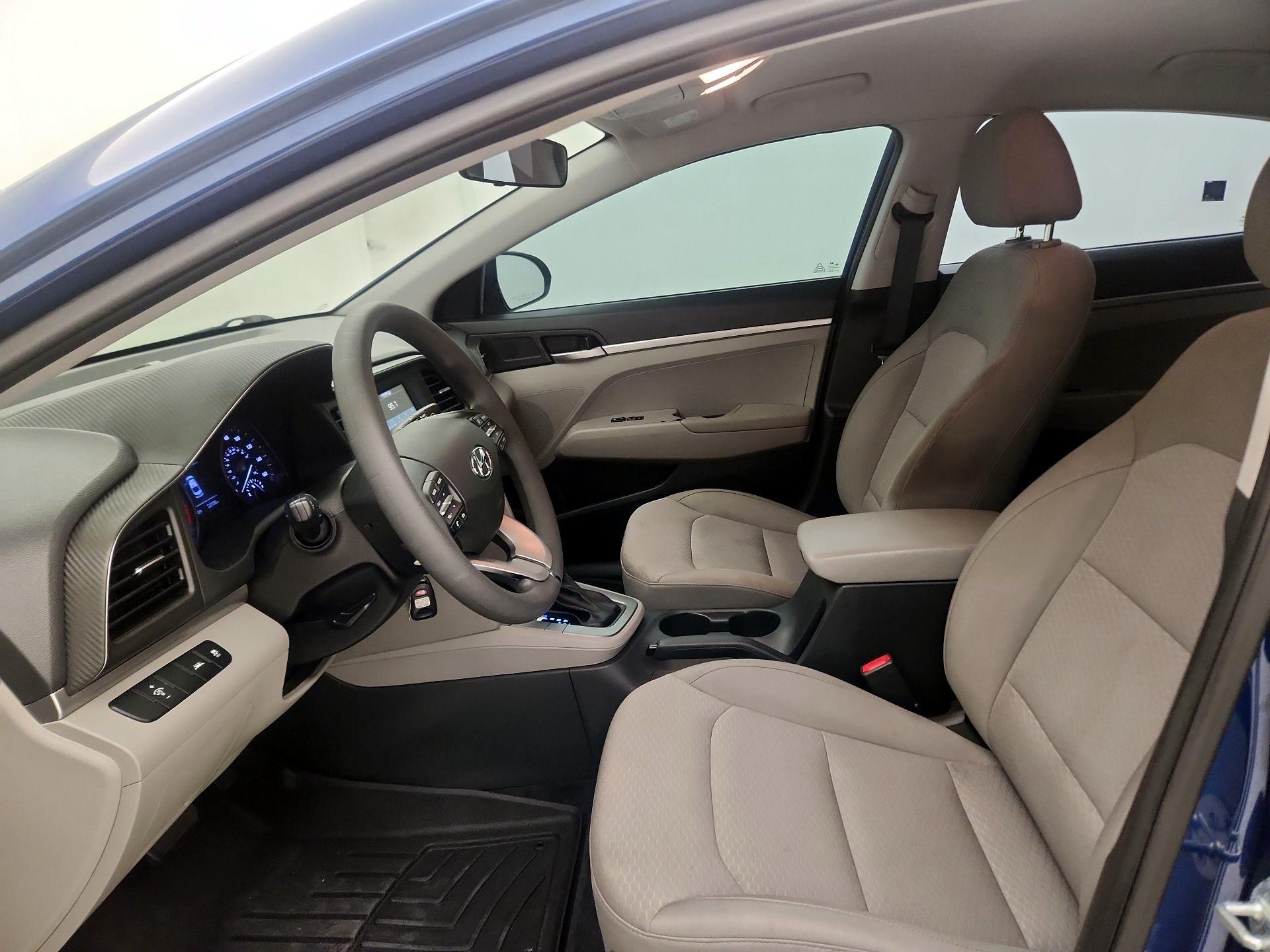Thumbnail: 2020 Hyundai Elantra - 11