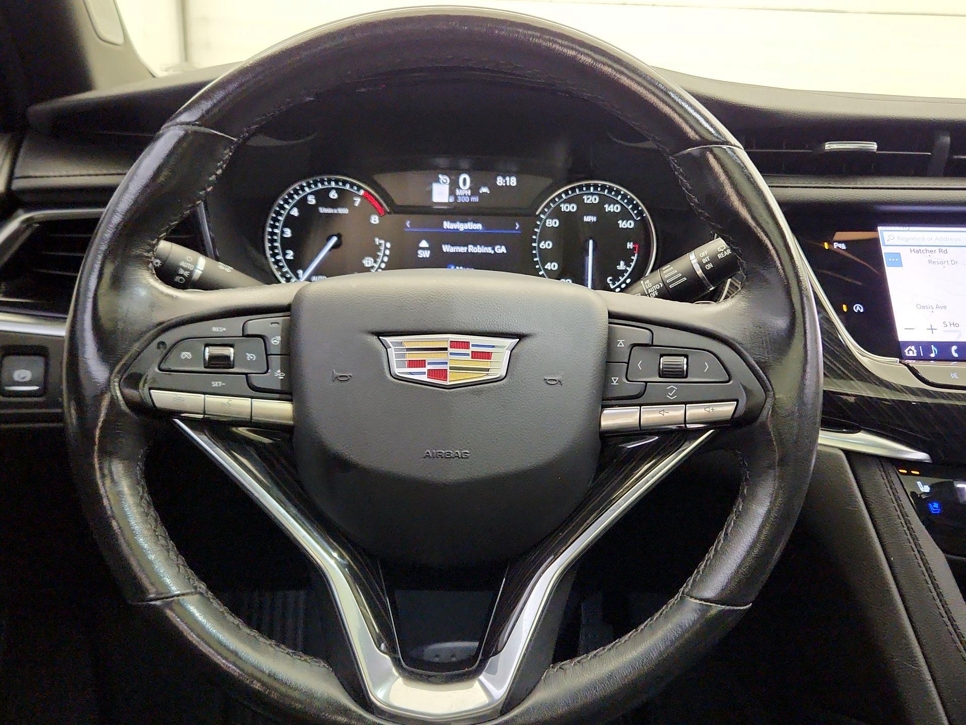 Thumbnail: 2023 Cadillac XT6 - 10