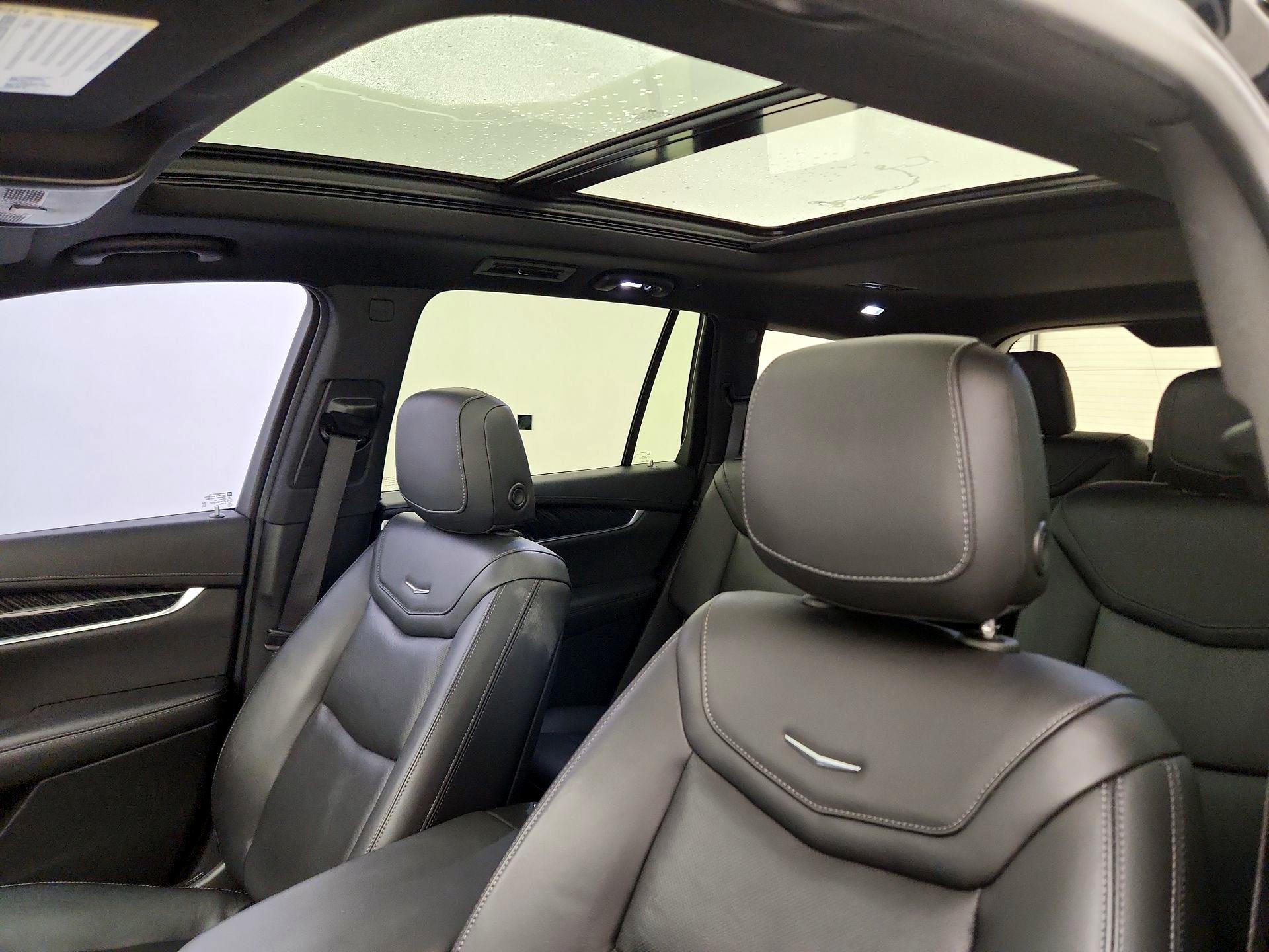 Thumbnail: 2023 Cadillac XT6 - 20