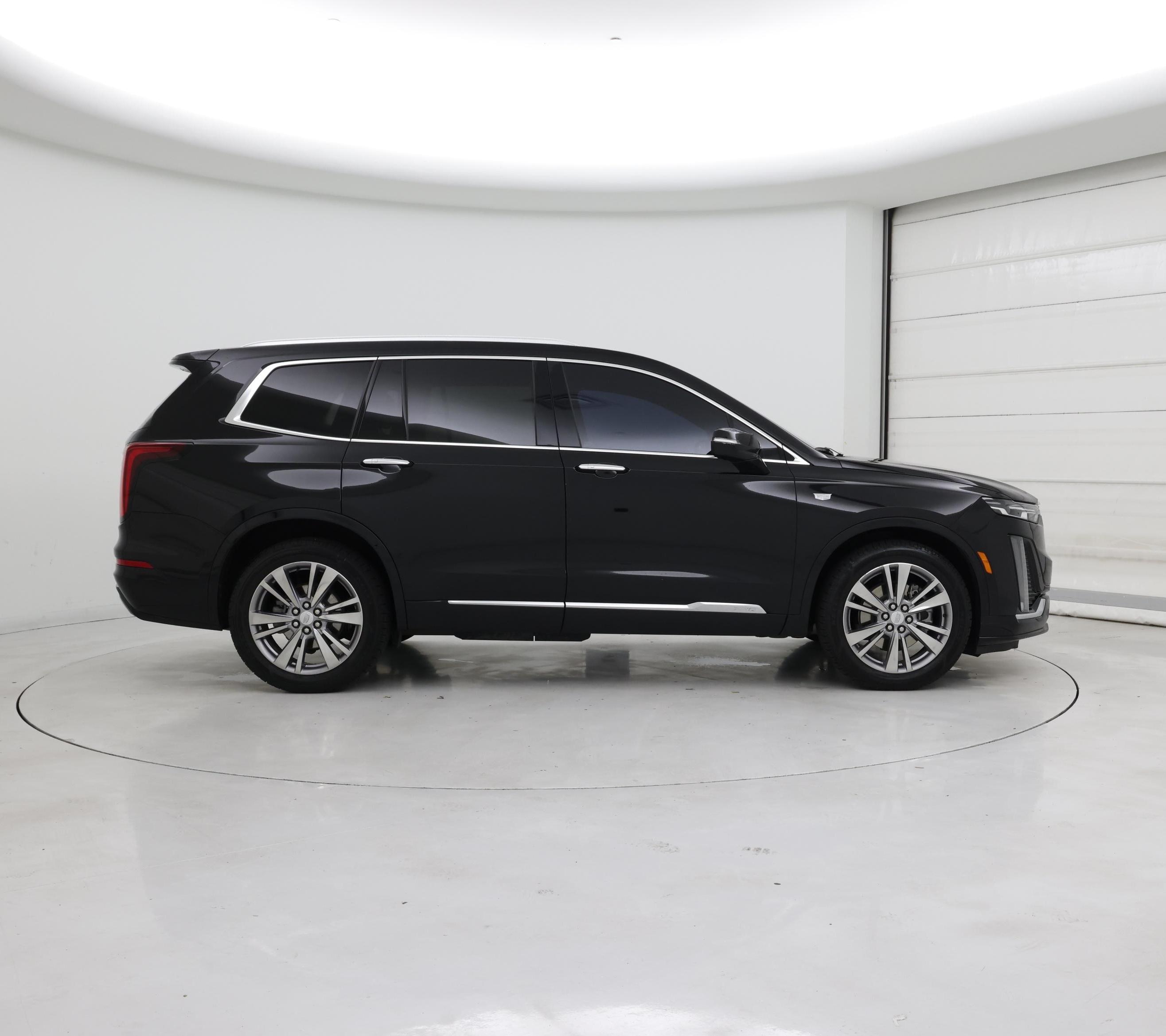 Thumbnail: 2023 Cadillac XT6 - 7
