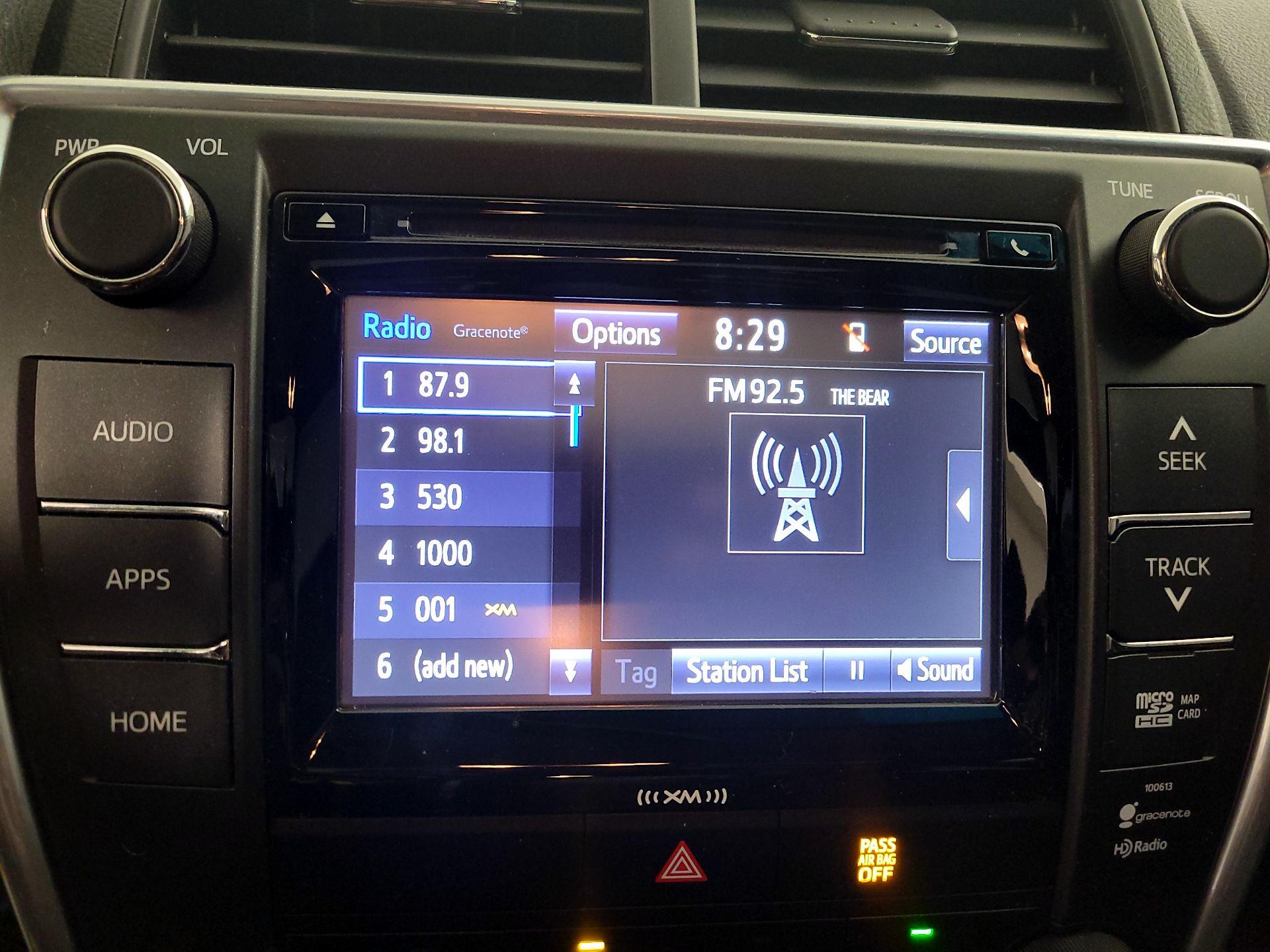 Thumbnail: 2017 Toyota Camry - 15