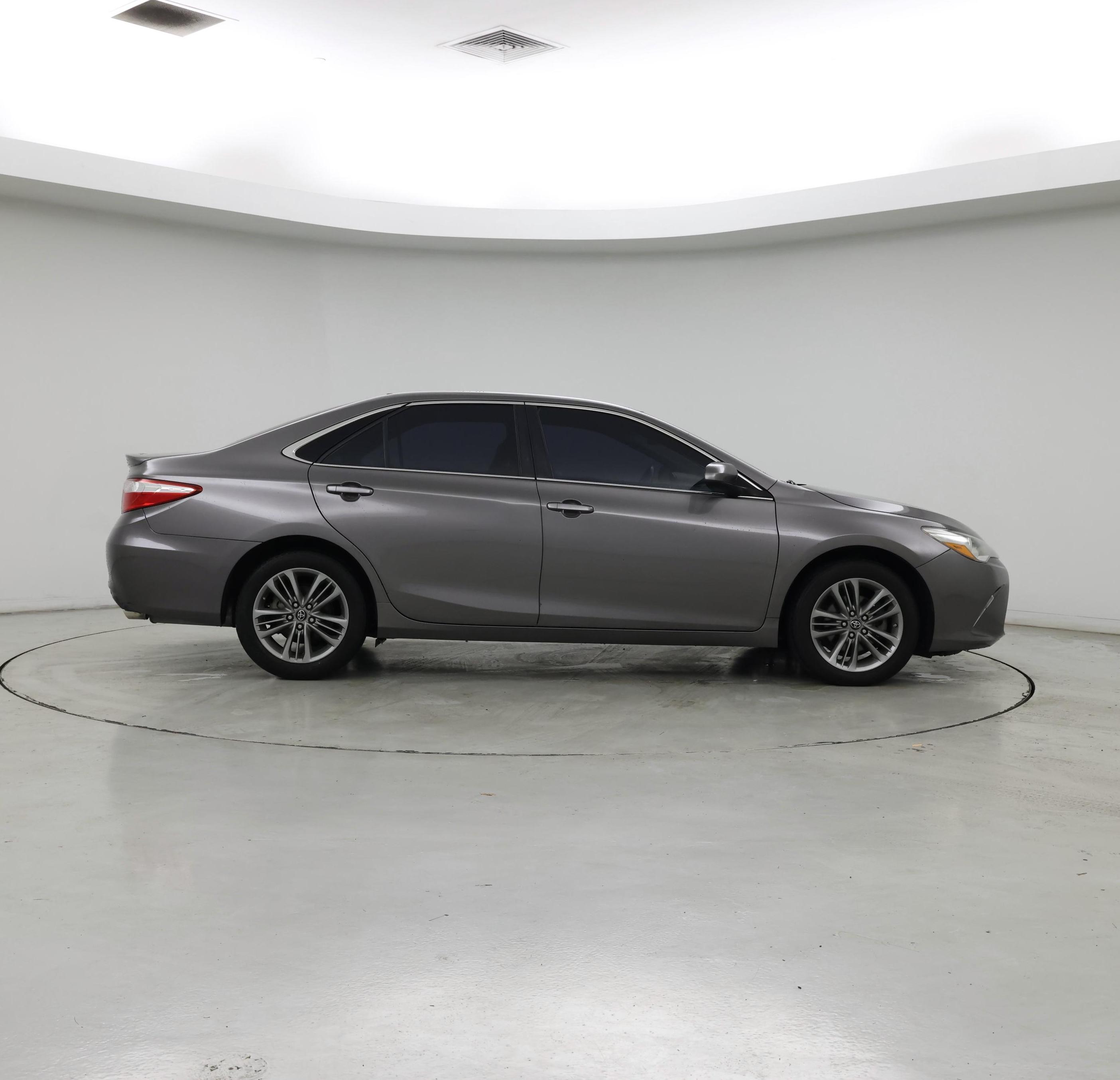 Thumbnail: 2017 Toyota Camry - 7