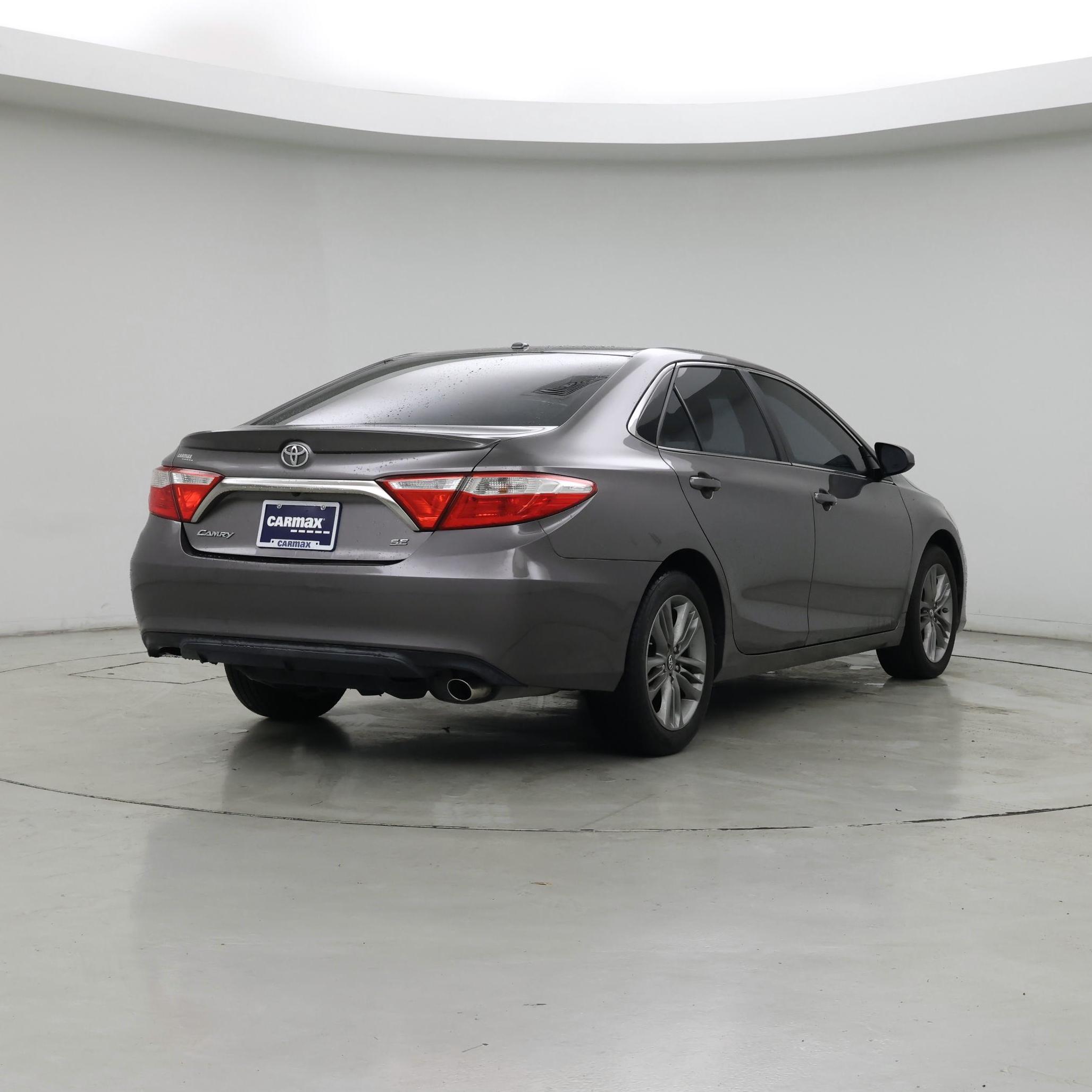 Thumbnail: 2017 Toyota Camry - 8