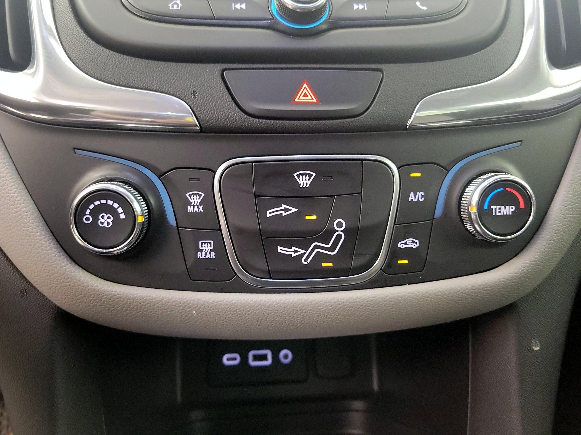 Thumbnail: 2019 Chevrolet Equinox - 16