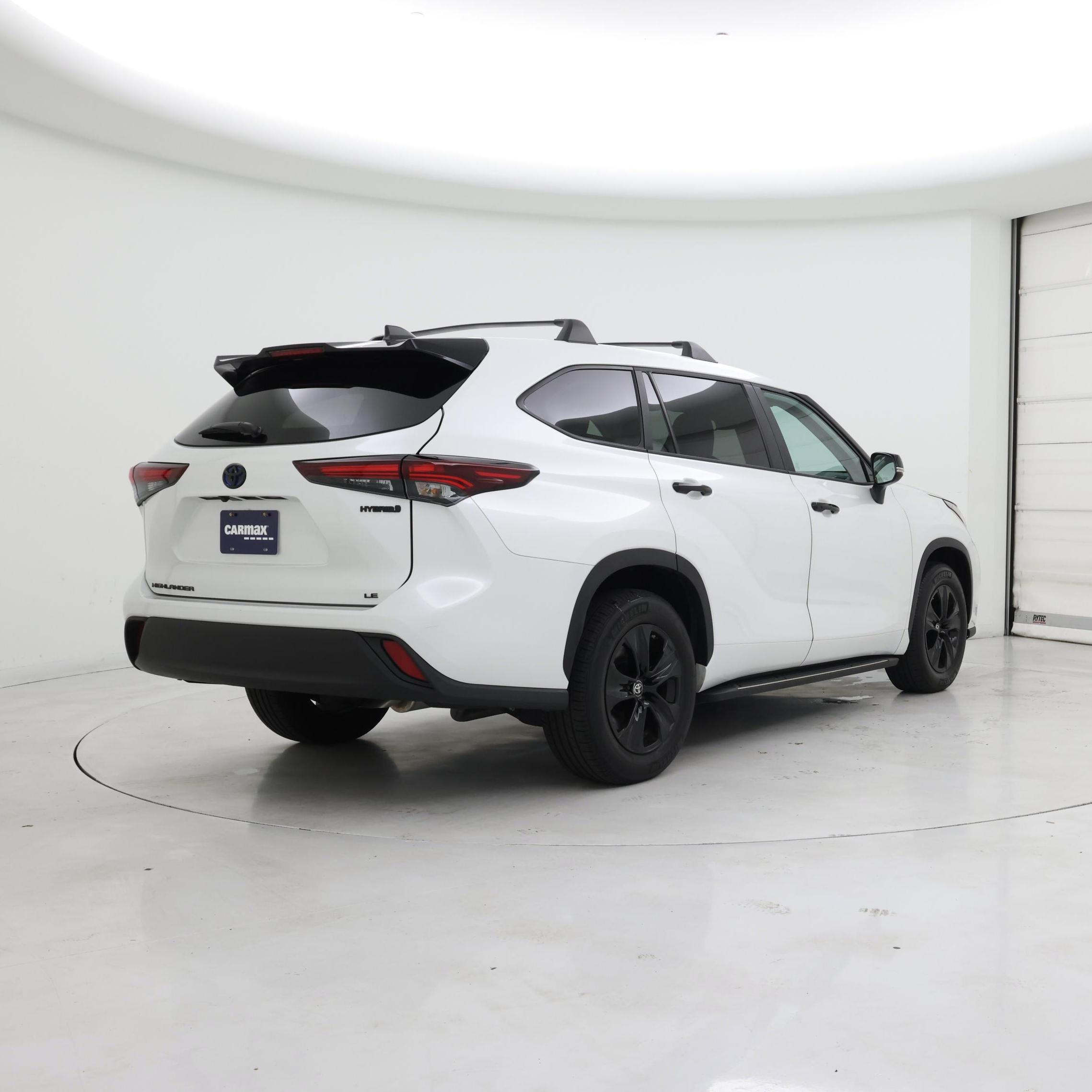 Thumbnail: 2024 Toyota Highlander - 8