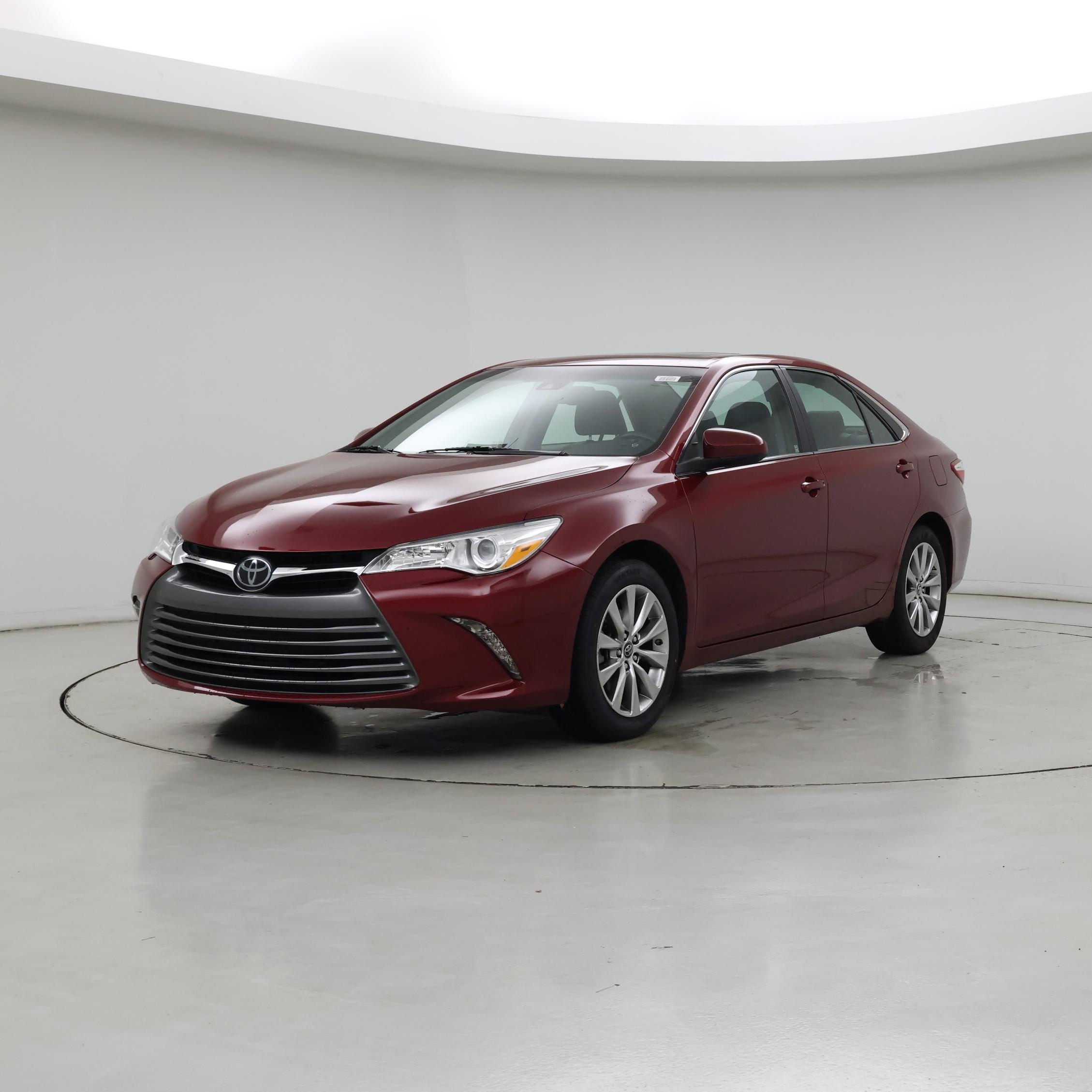 Thumbnail: 2015 Toyota Camry - 4