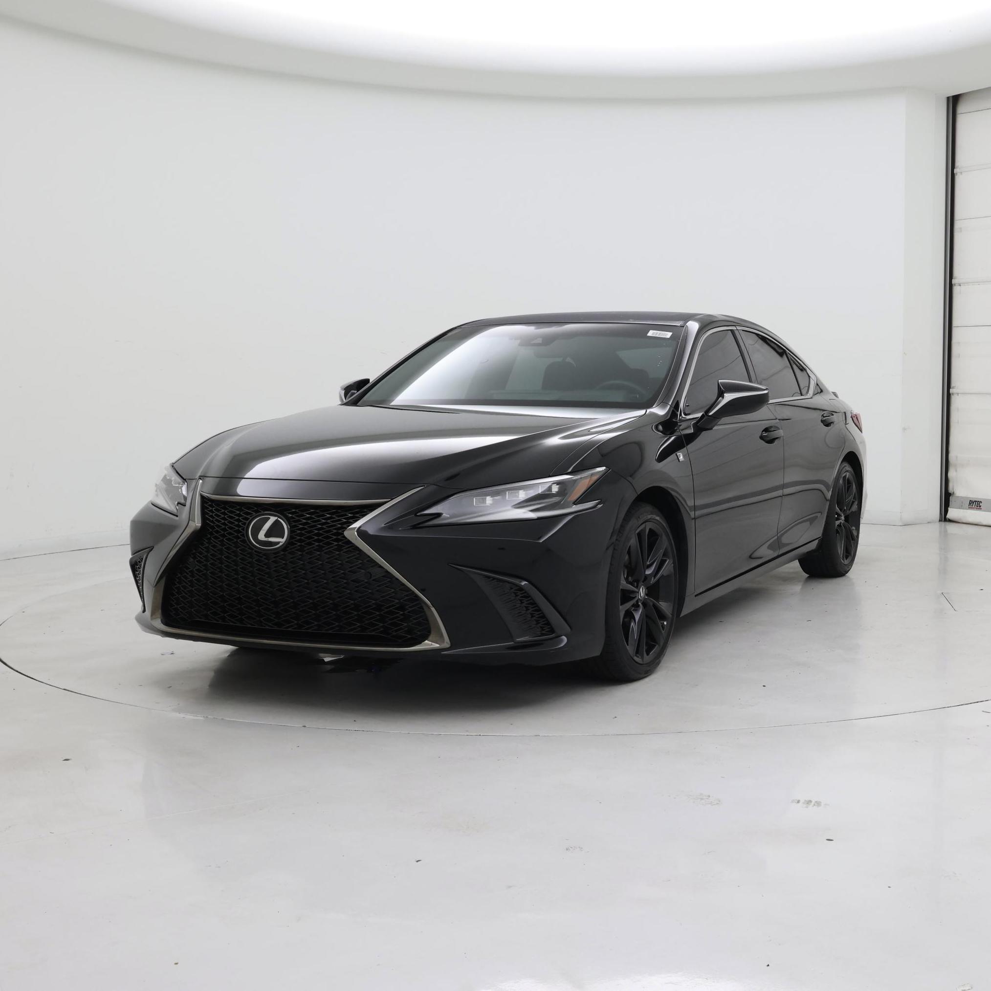 Thumbnail: 2022 Lexus ES - 4