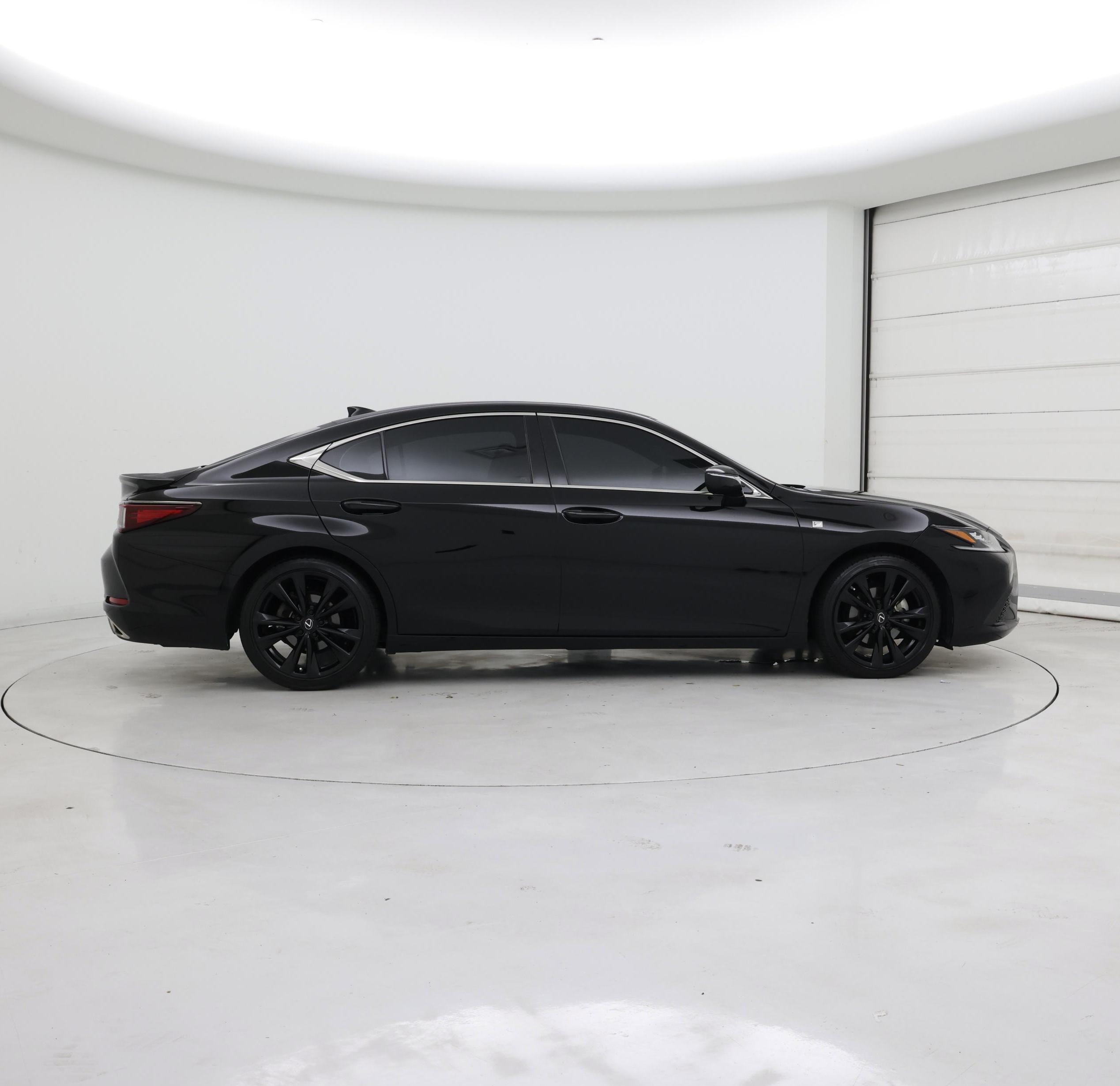 Thumbnail: 2022 Lexus ES - 7