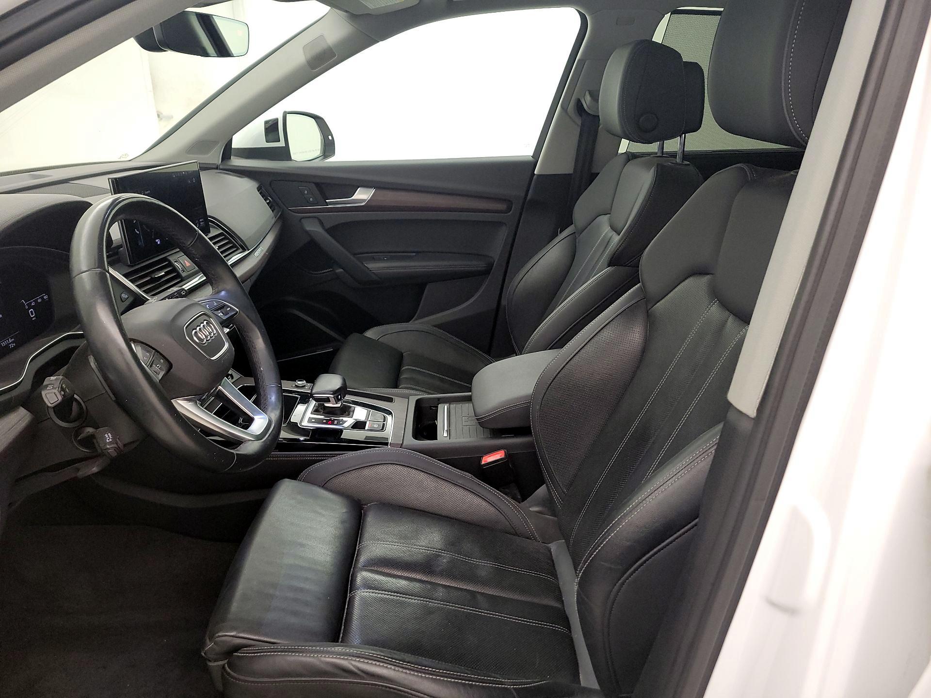 Thumbnail: 2021 Audi Q5 - 11