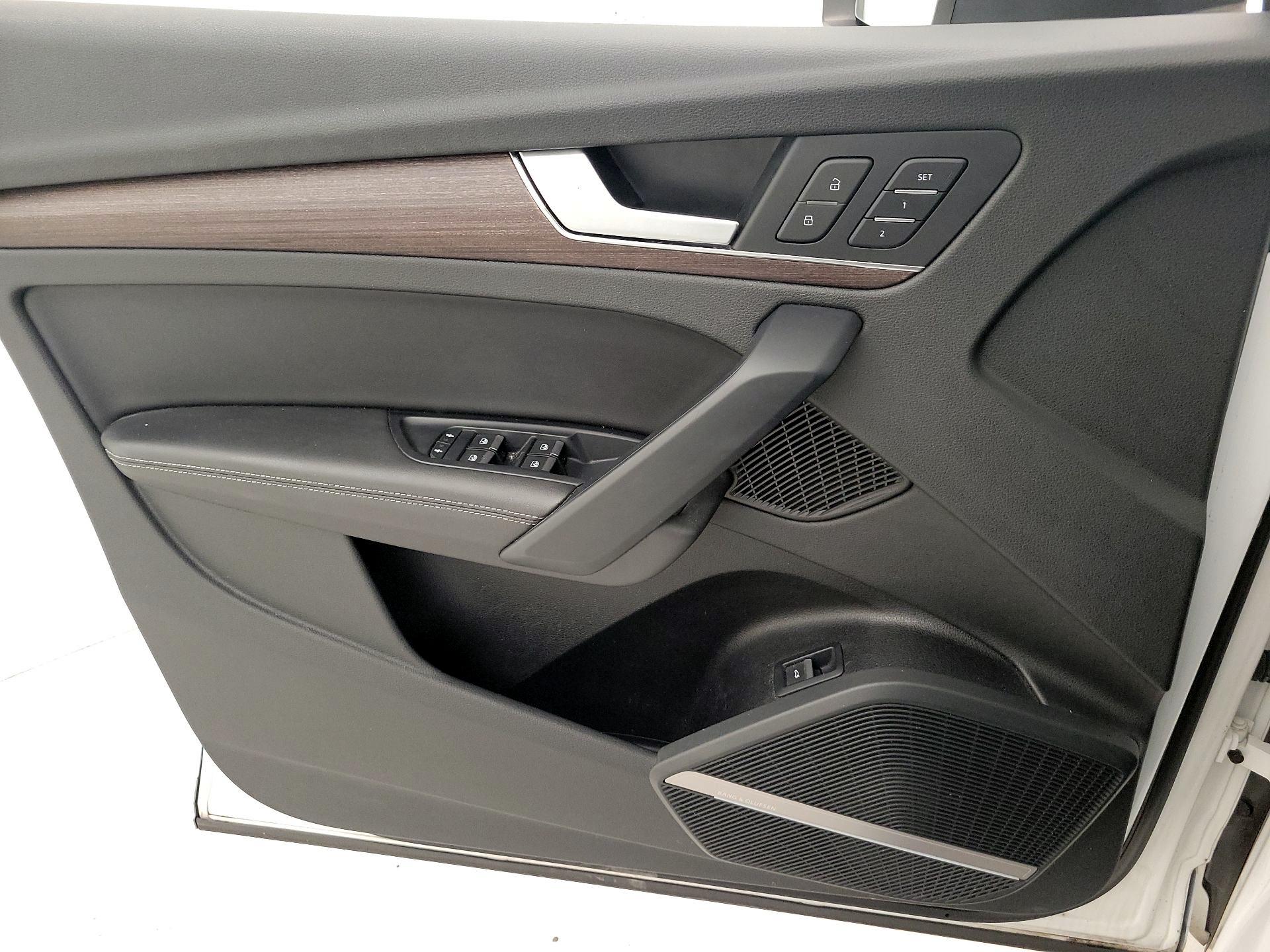 Thumbnail: 2021 Audi Q5 - 12