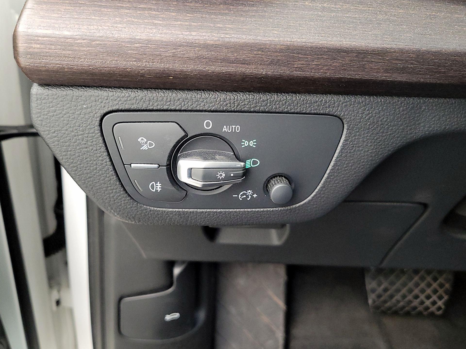 Thumbnail: 2021 Audi Q5 - 13