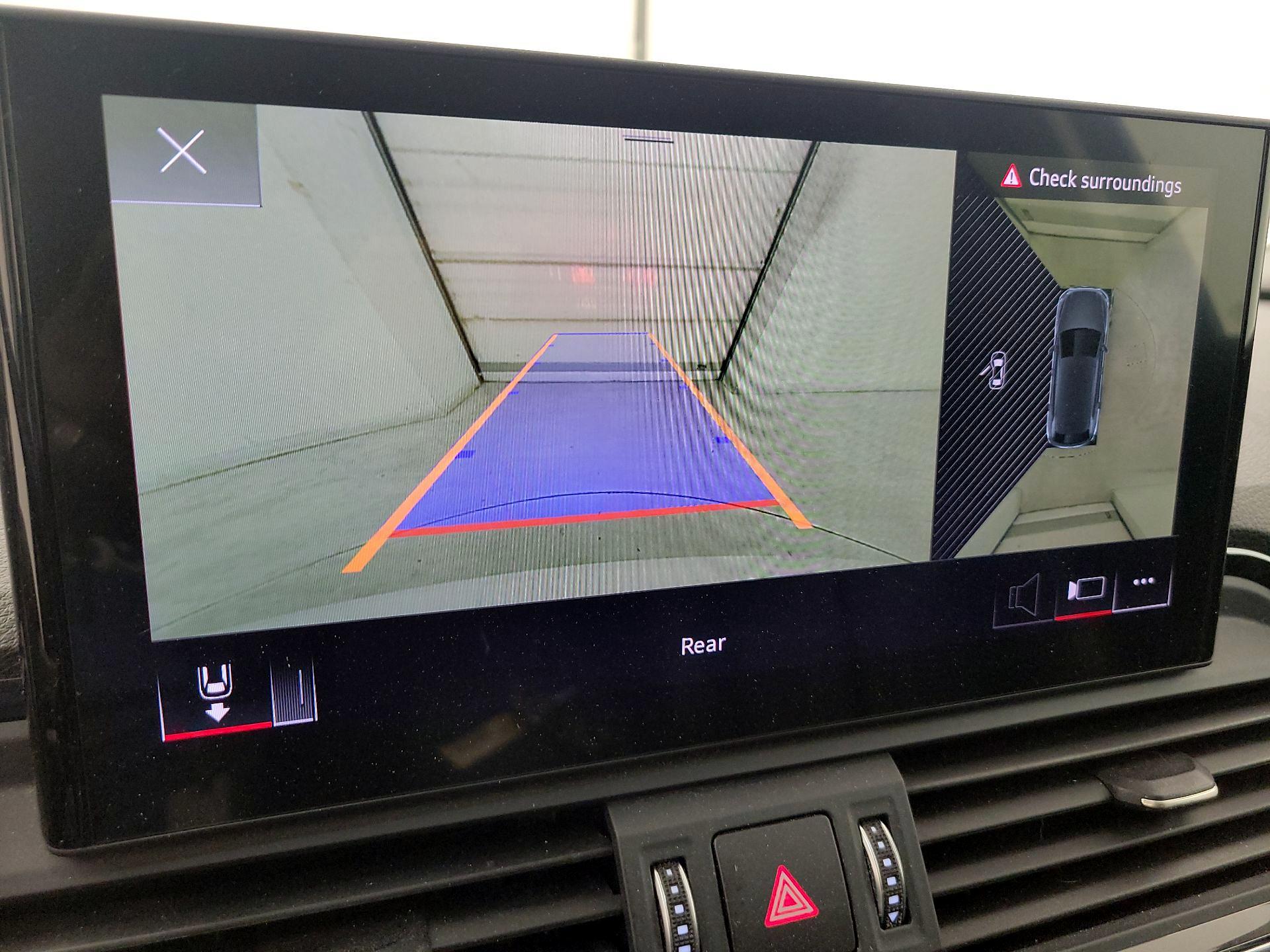 Thumbnail: 2021 Audi Q5 - 15